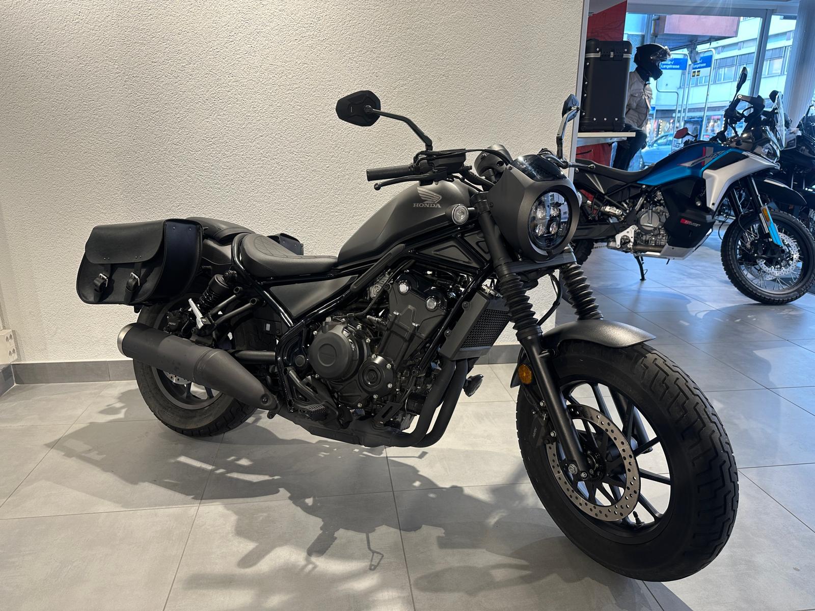 HONDA CMX 500 Rebel Special Edition | Occasion | 7’600 km | Seitentaschen