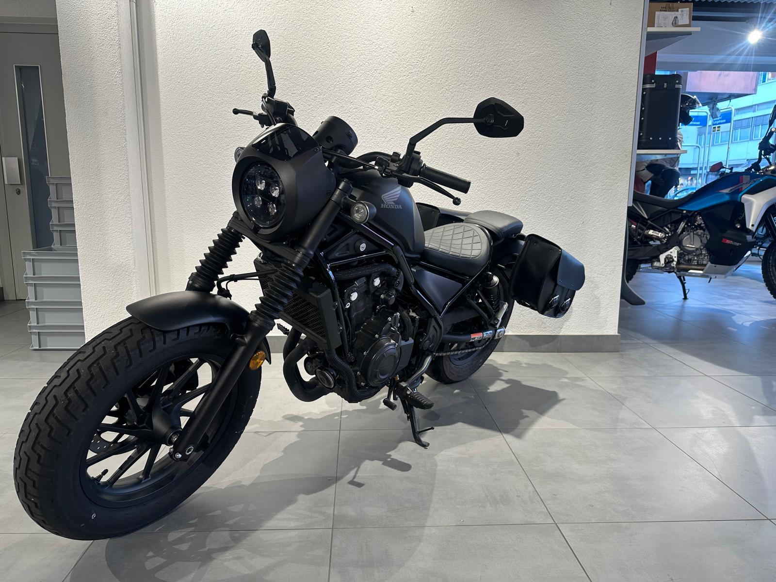 HONDA CMX 500 Rebel Special Edition | Occasion | 7’600 km | Seitentaschen-image-5