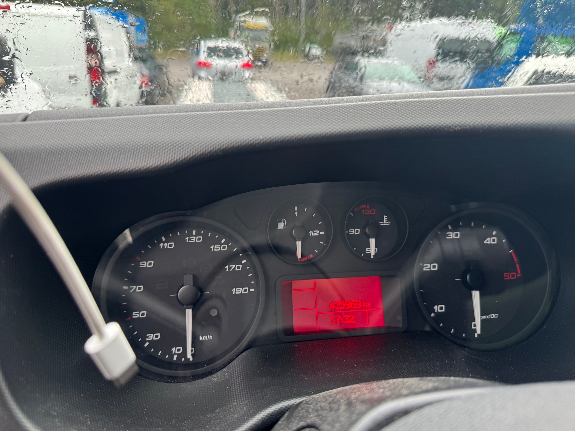 IVECO 35 S 16-image-7