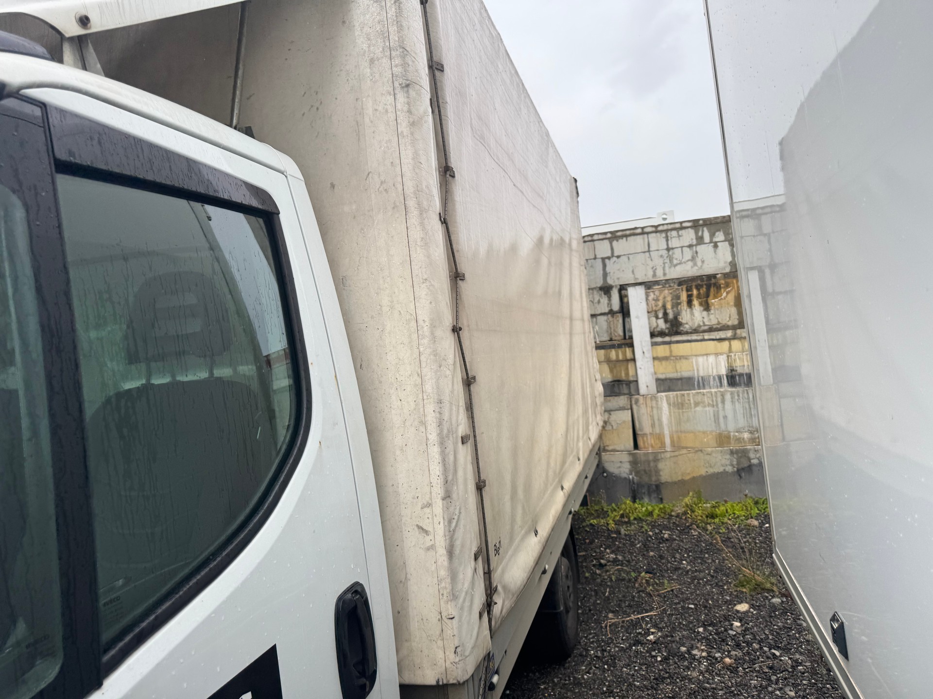 IVECO 35 S 16-image-3
