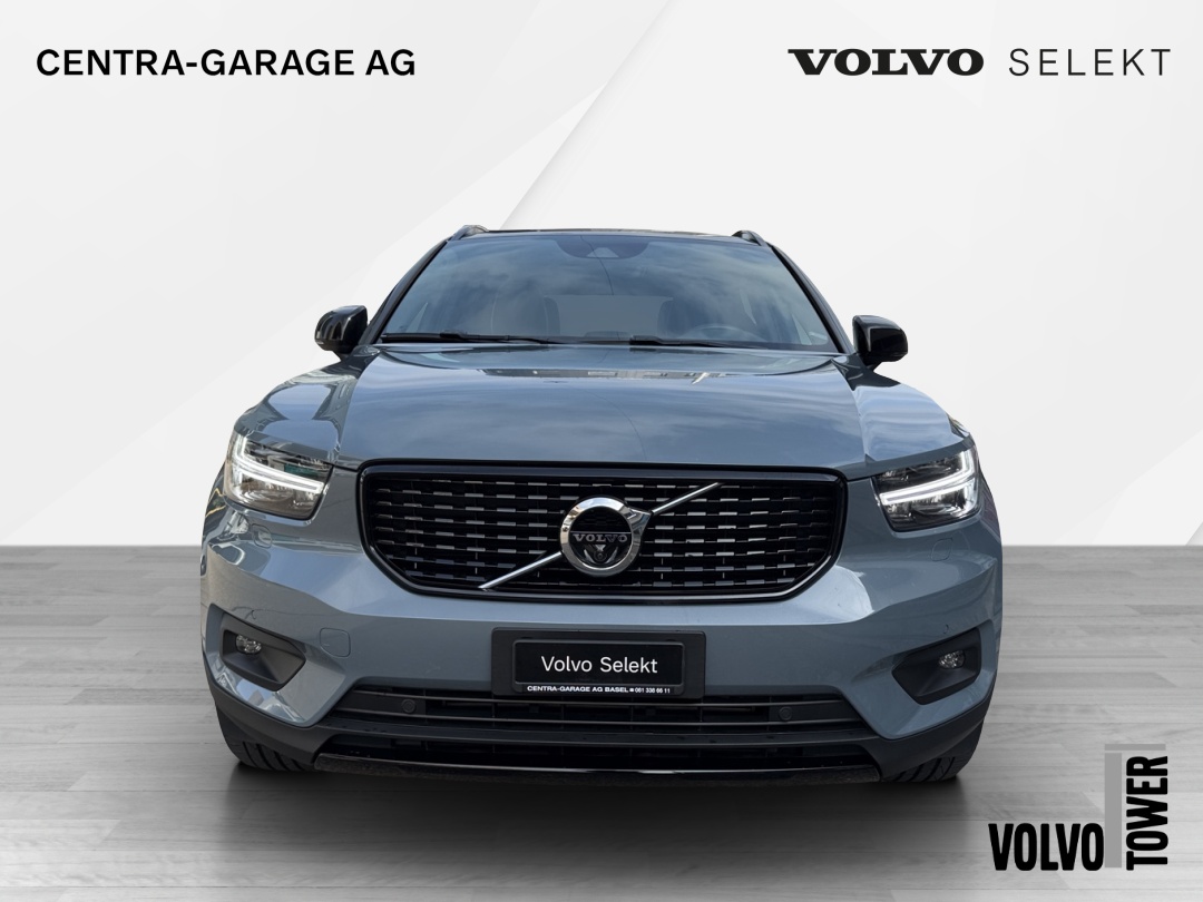 VOLVO XC40 T4 R-Design Geartronic-image-1