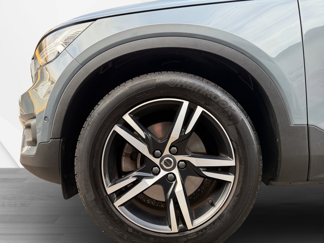 VOLVO XC40 T4 R-Design Geartronic-image-16