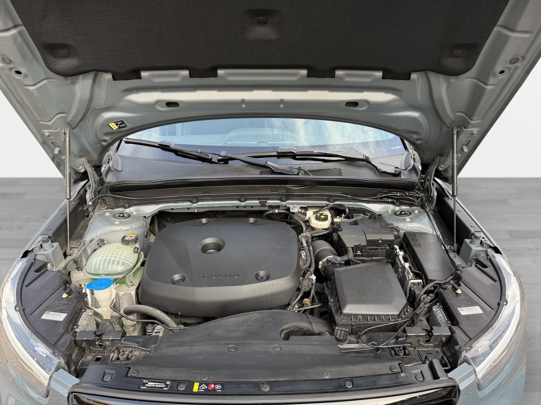 VOLVO XC40 T4 R-Design Geartronic-image-15