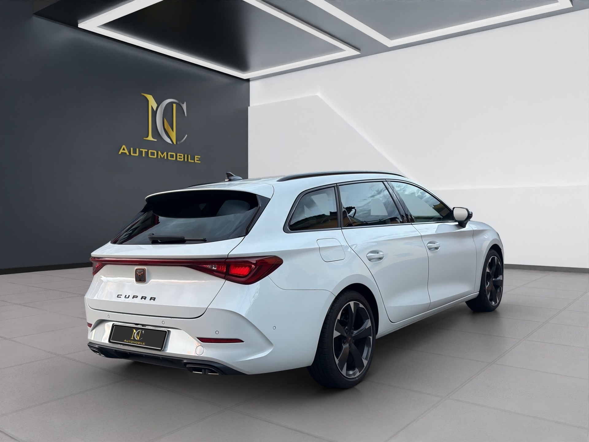 CUPRA Leon LEON ST 1.5 eTSI-image-5