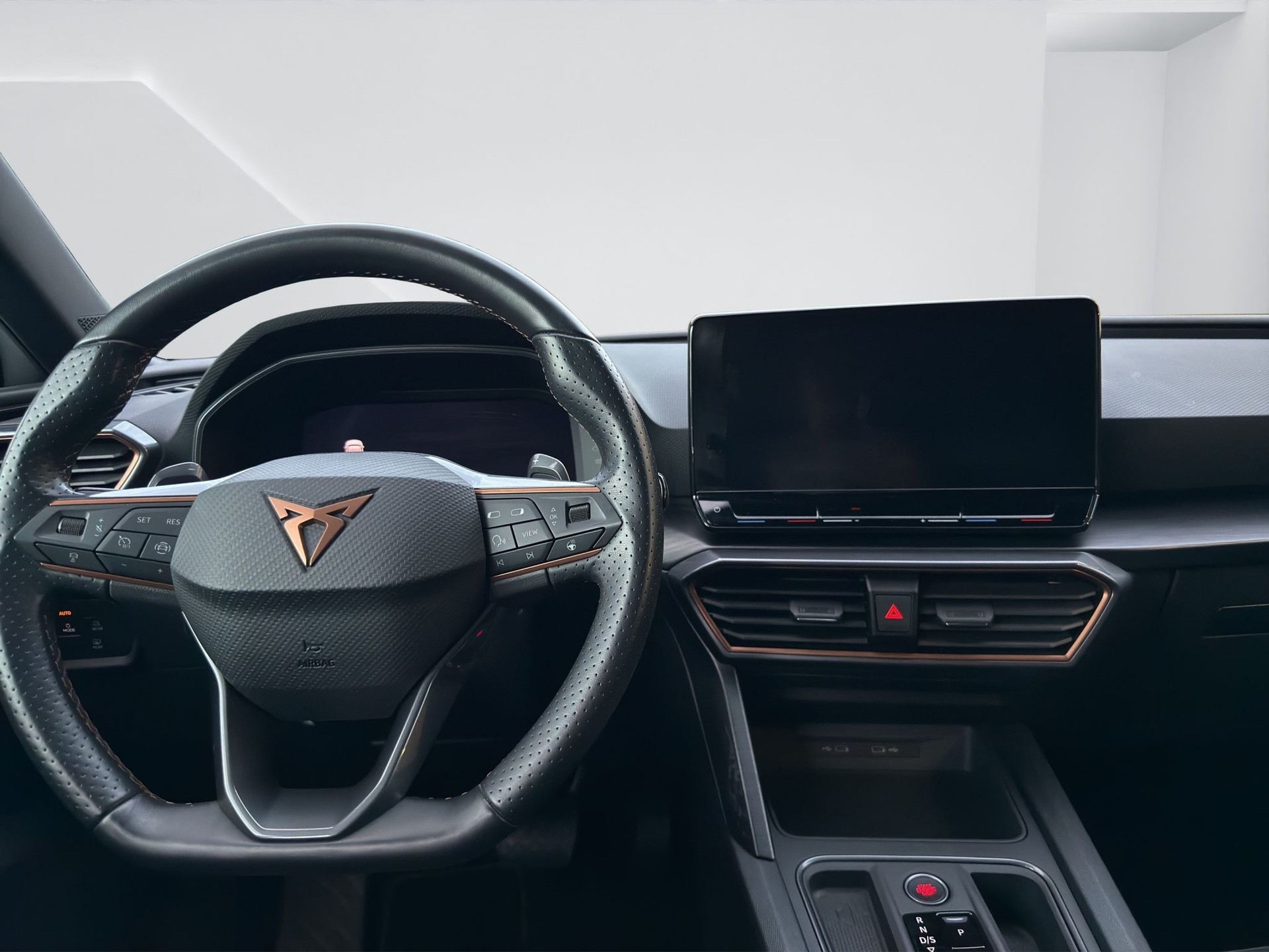CUPRA Leon LEON ST 1.5 eTSI-image-10