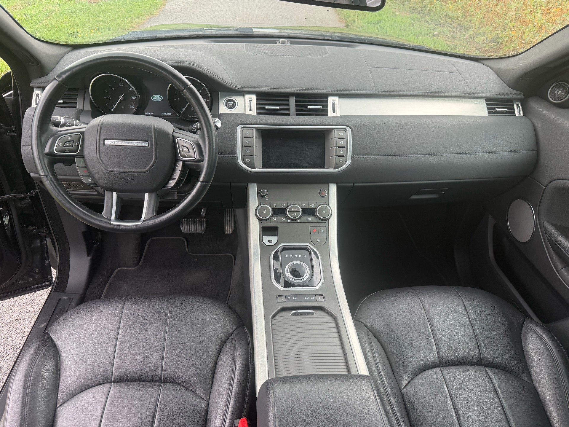 LAND ROVER Range Rover Evoque 2.0 TD4 SE-image-14