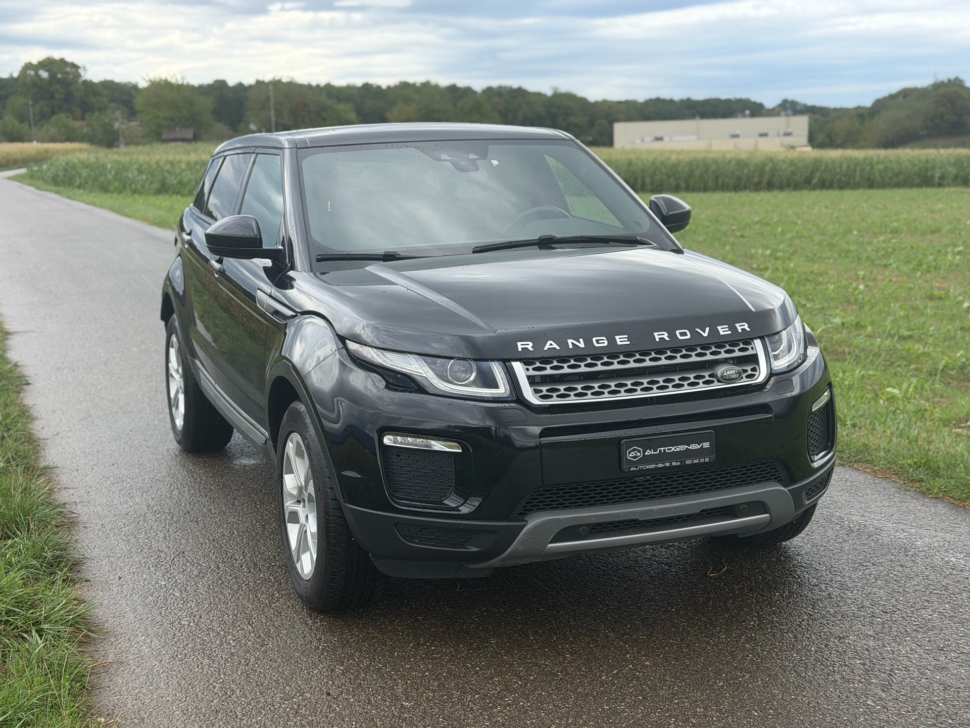 LAND ROVER Range Rover Evoque 2.0 TD4 SE-image-1
