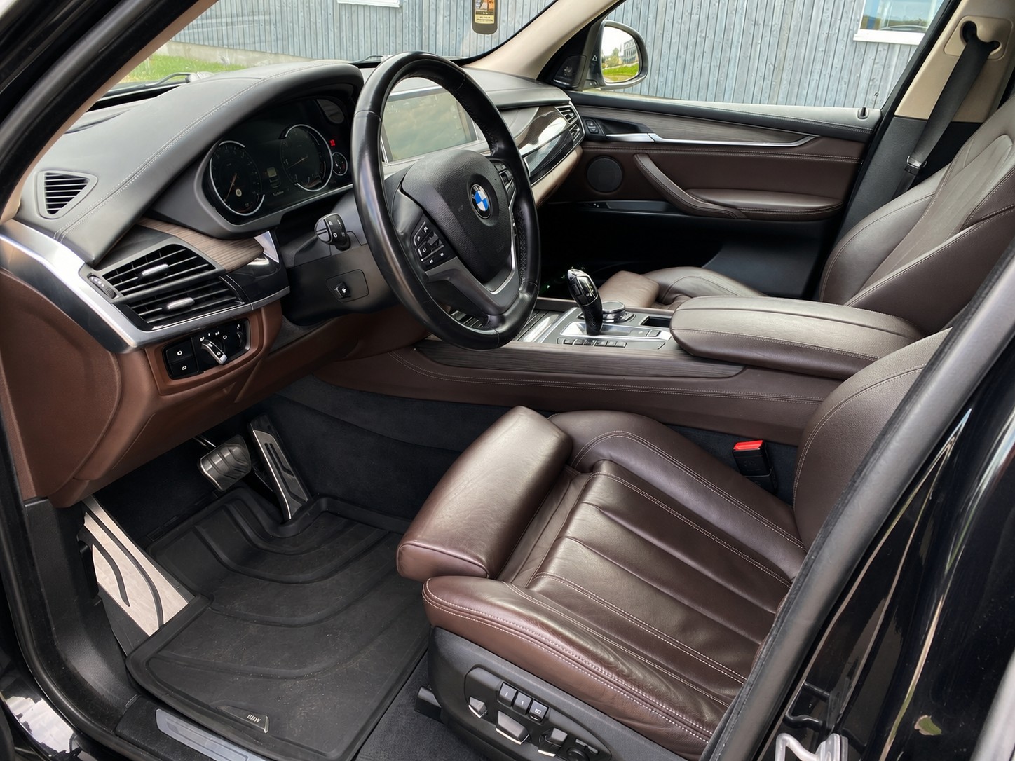 BMW 30d xDrive-image-1
