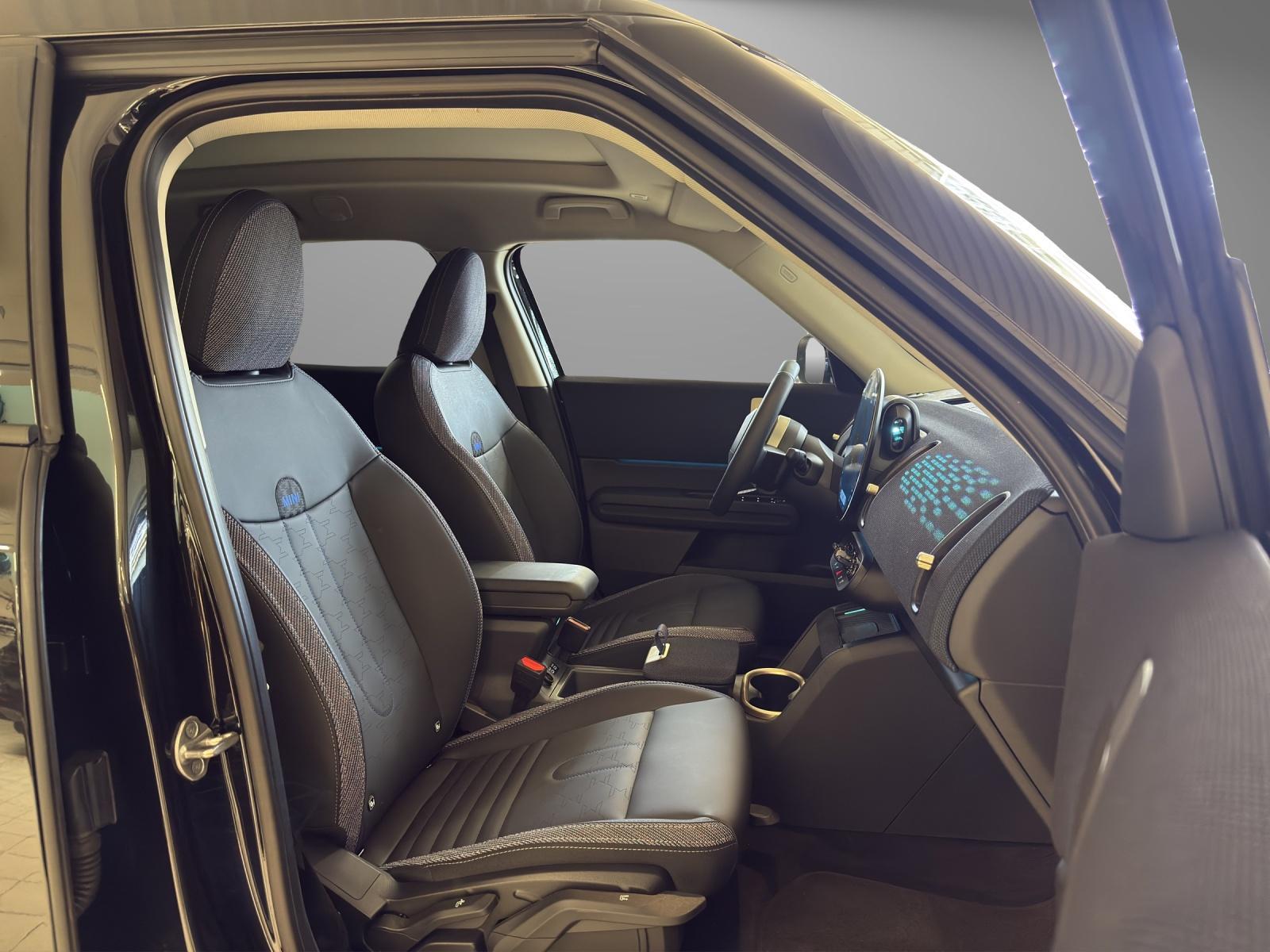MINI Countryman U25 E-image-18