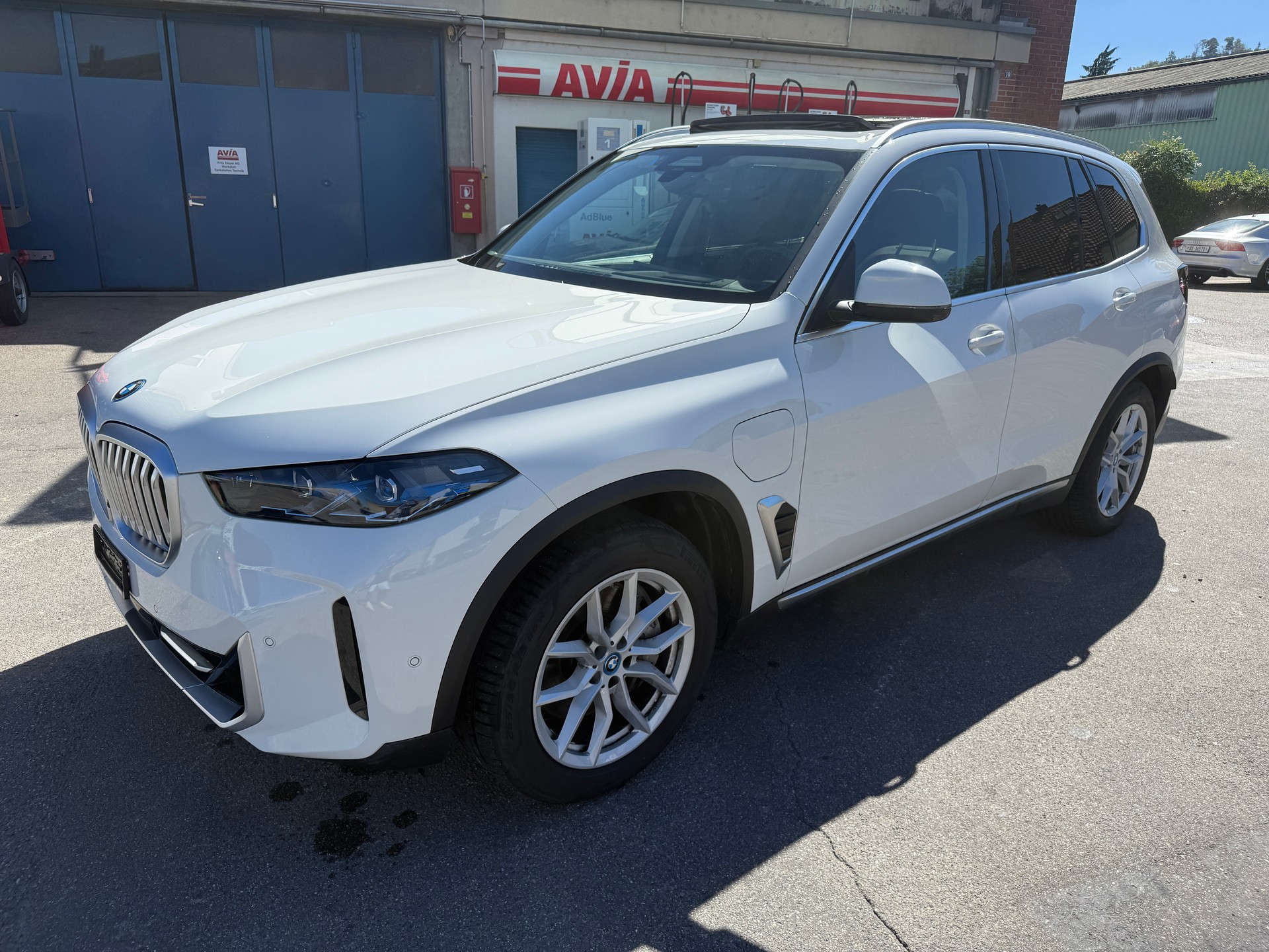BMW X5 xDrive 50e Steptronic-image-1