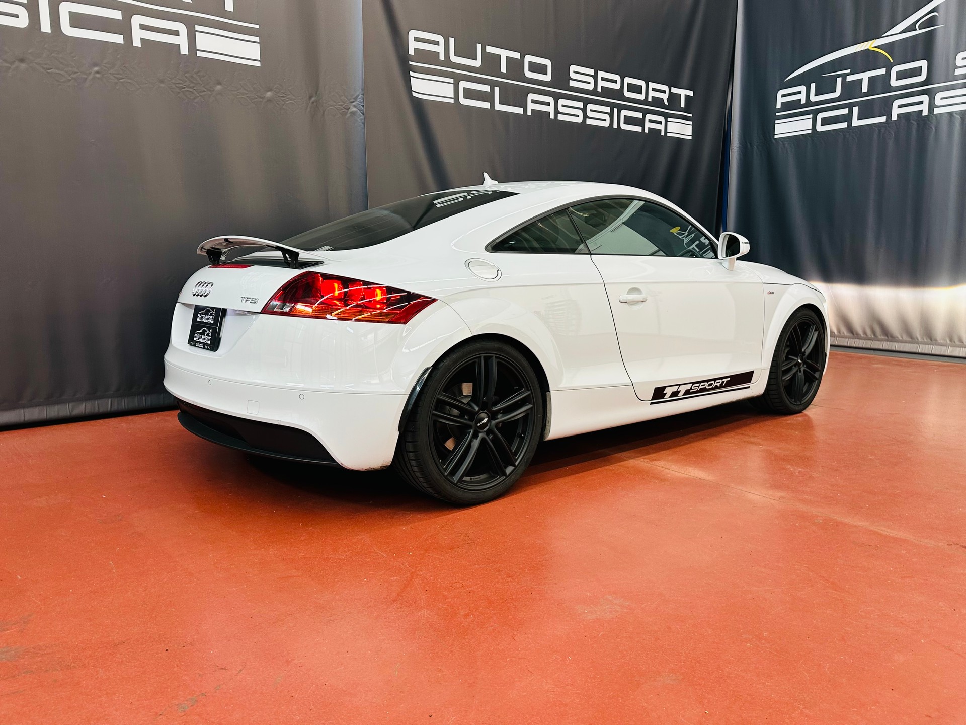 AUDI TT Coupé 1.8 TFSI-image-7