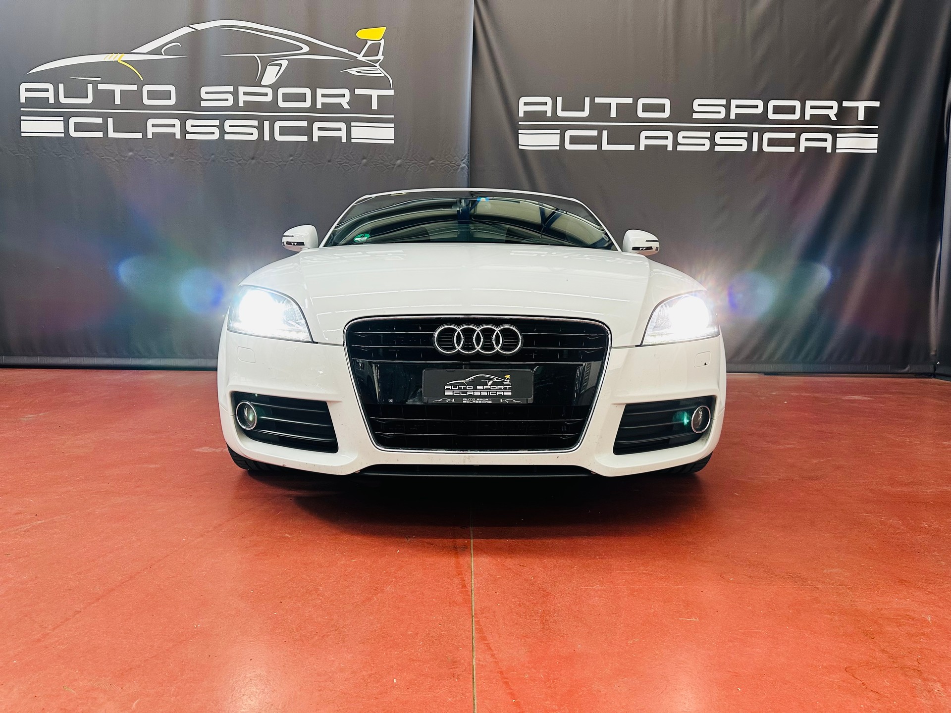 AUDI TT Coupé 1.8 TFSI-image-4