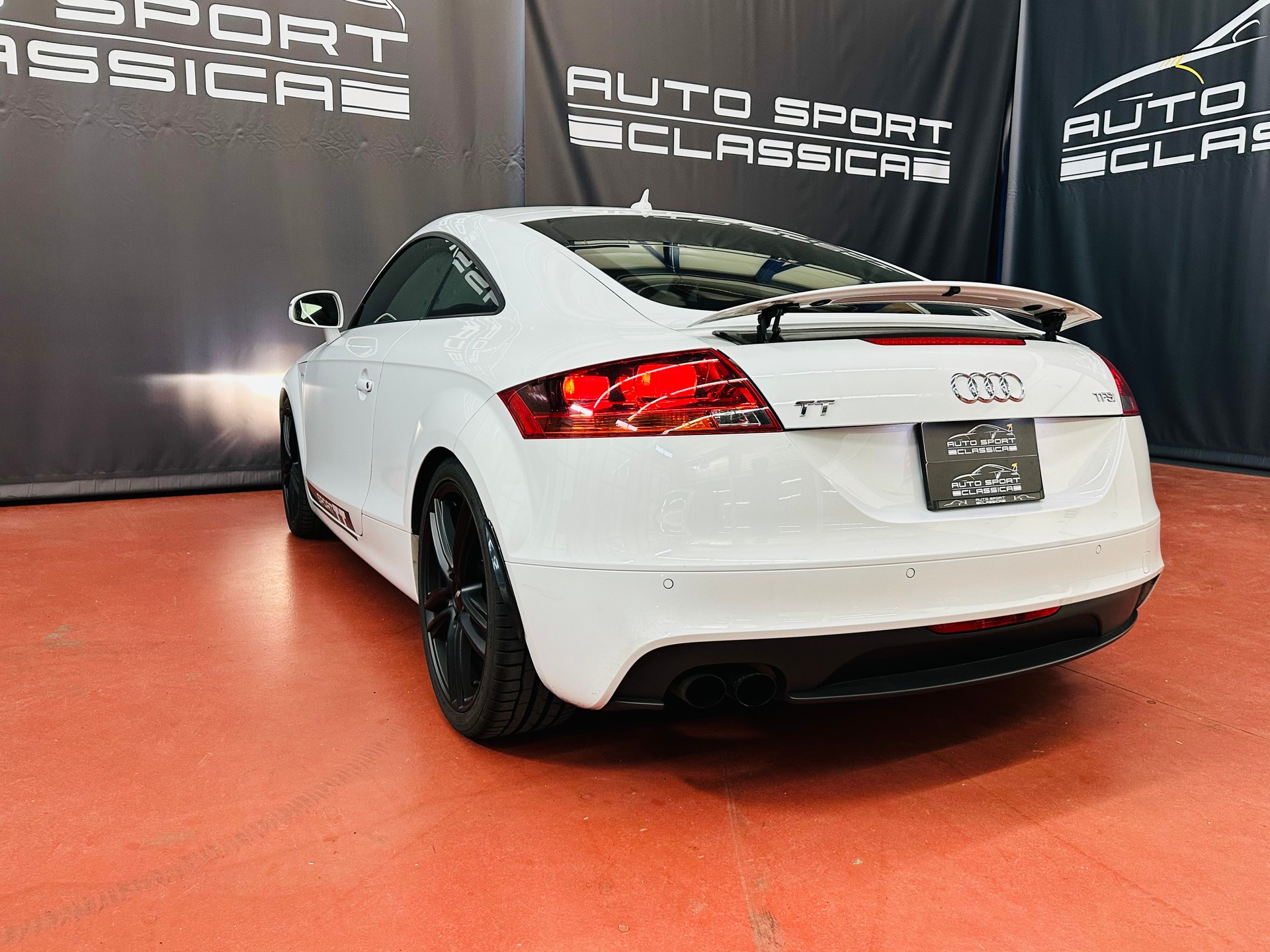 AUDI TT Coupé 1.8 TFSI-image-8