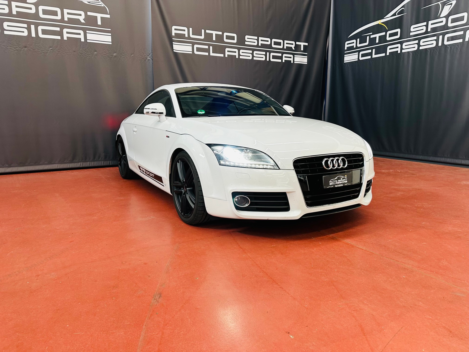 AUDI TT Coupé 1.8 TFSI-image-3