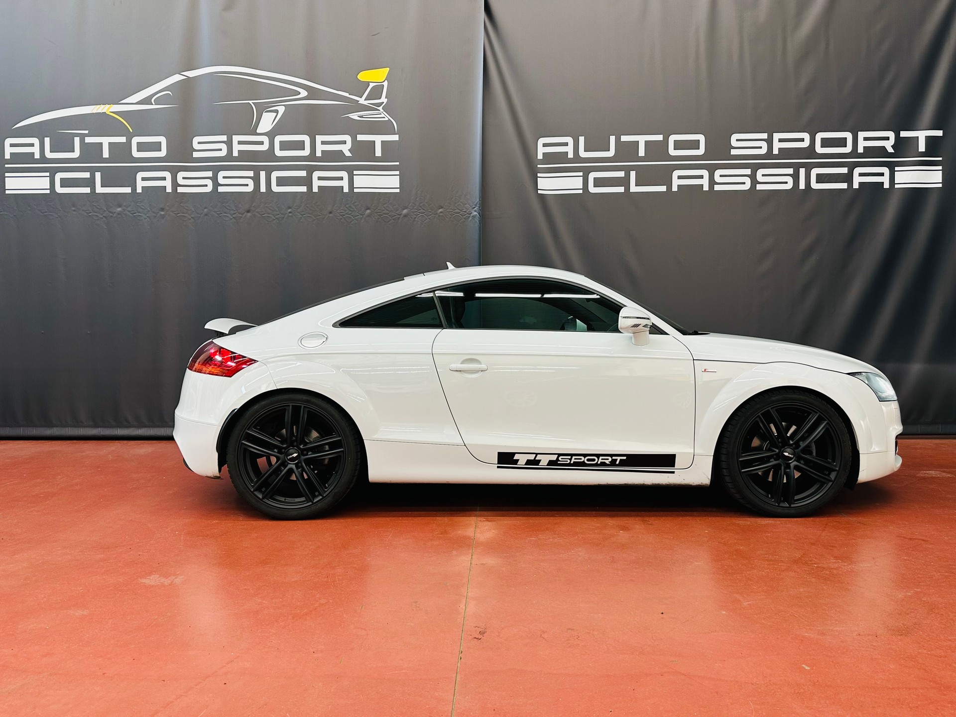 AUDI TT Coupé 1.8 TFSI-image-6