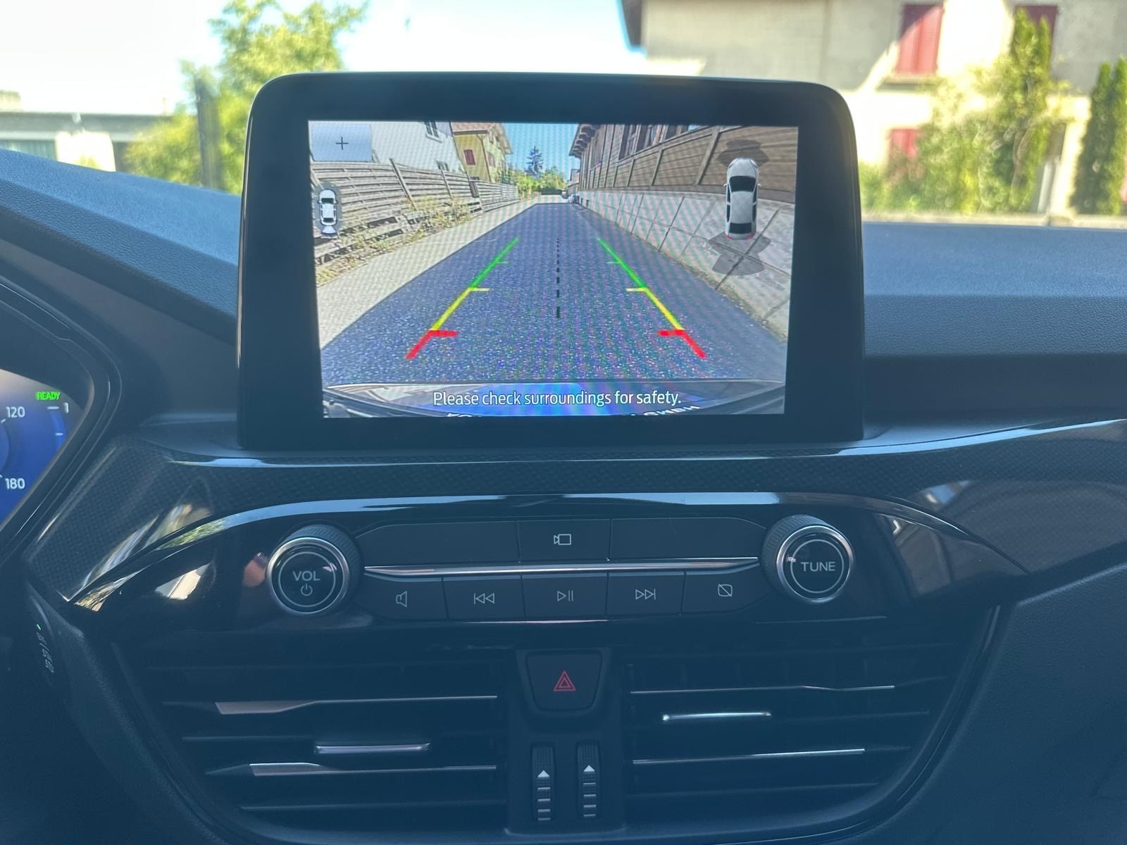 FORD Kuga 2.5 PHEV ST-Line 2WD-image-11