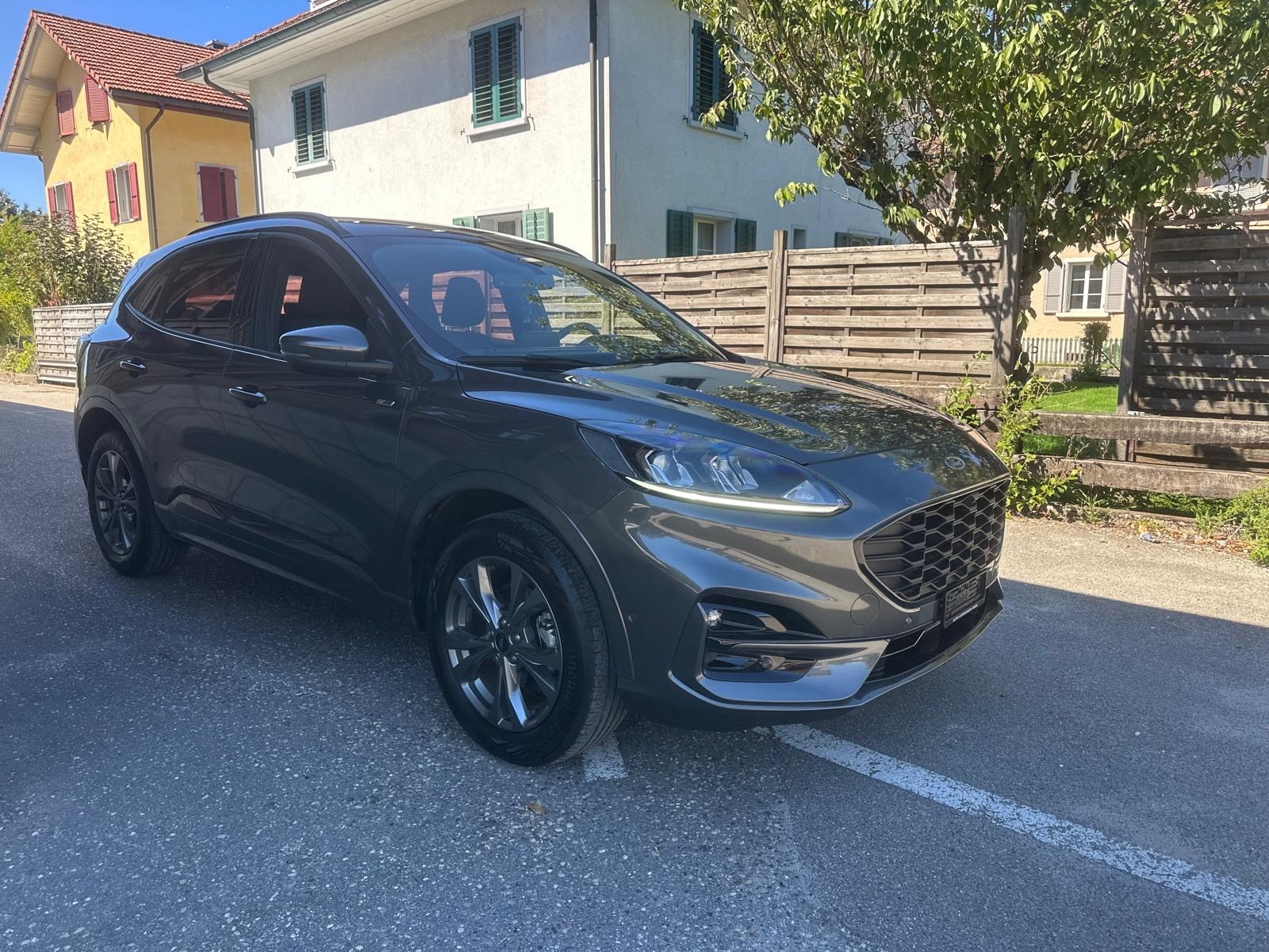 FORD Kuga 2.5 PHEV ST-Line 2WD-image-0