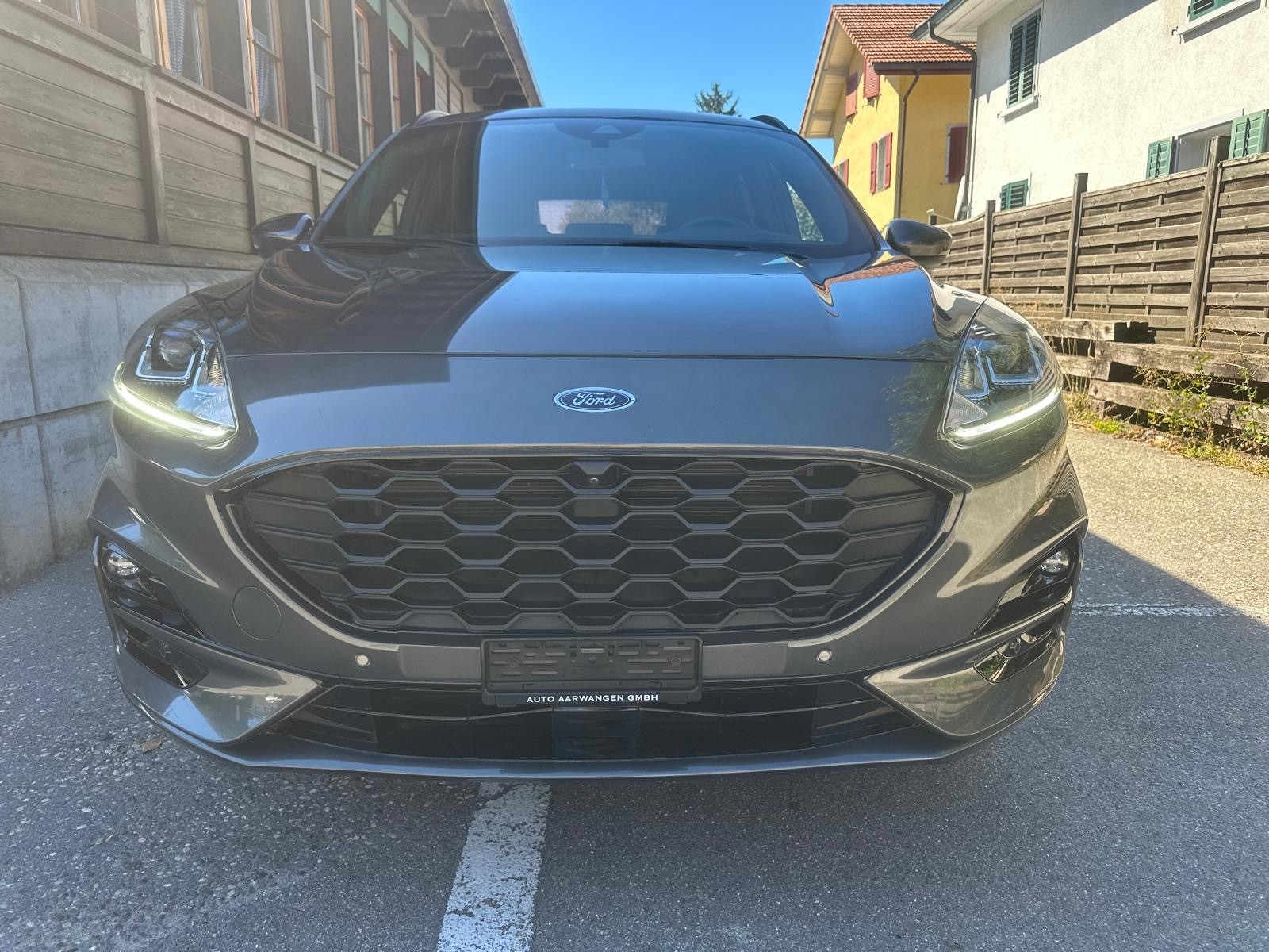 FORD Kuga 2.5 PHEV ST-Line 2WD-image-4