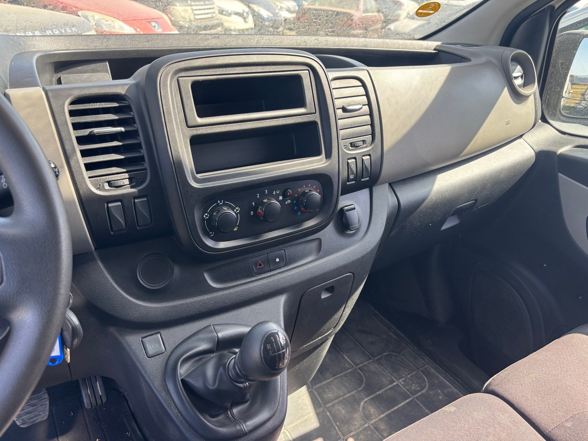 NISSAN 1598-image-9
