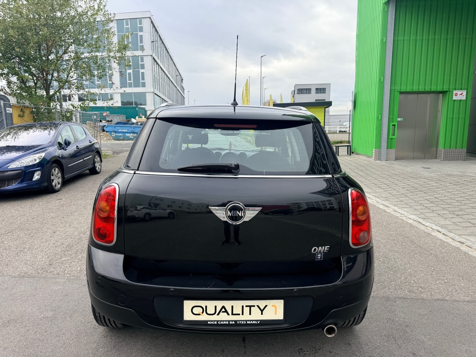 MINI Countryman One FWD-image-3