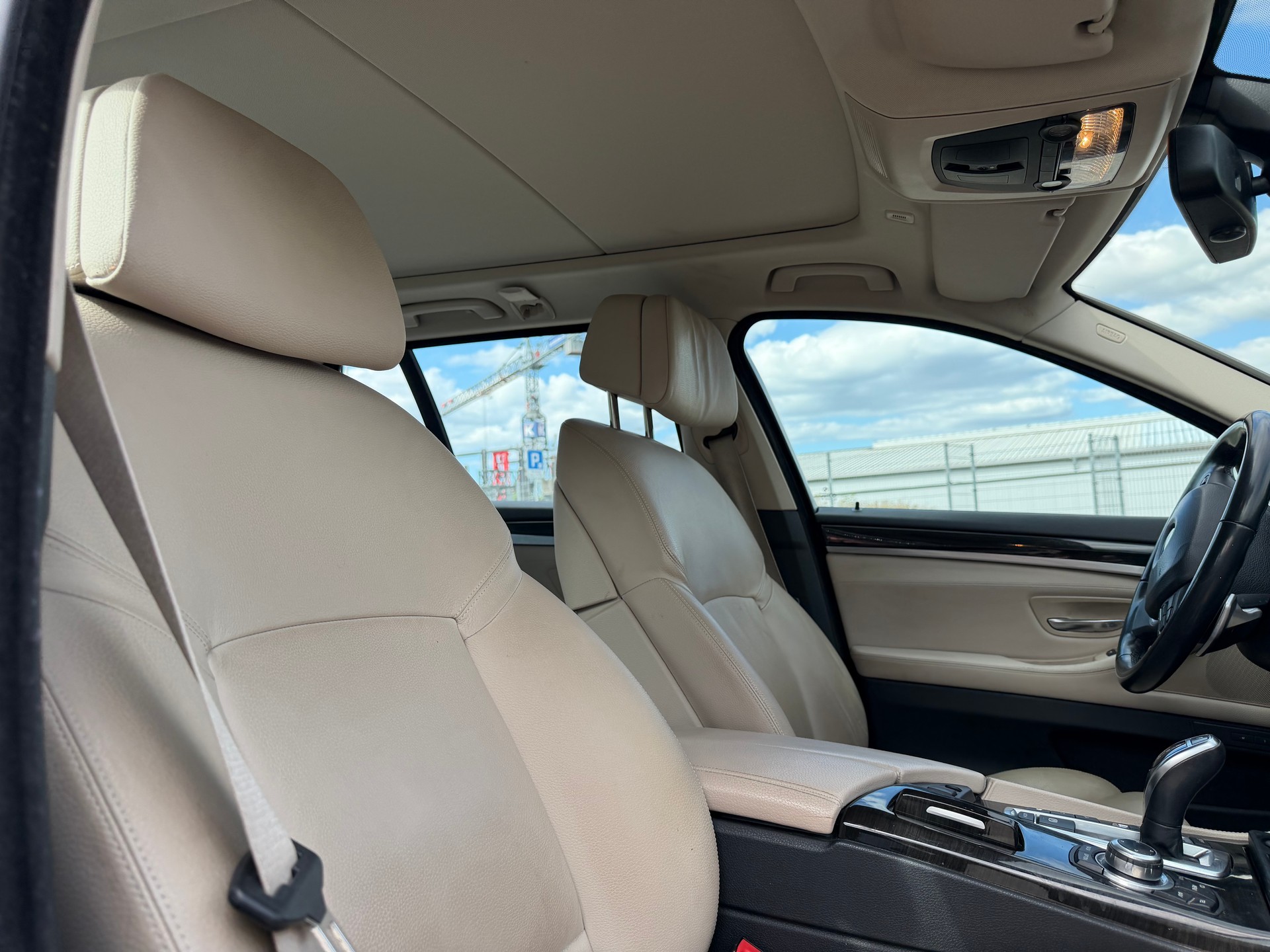 BMW 530d xDrive Touring Steptronic-image-7