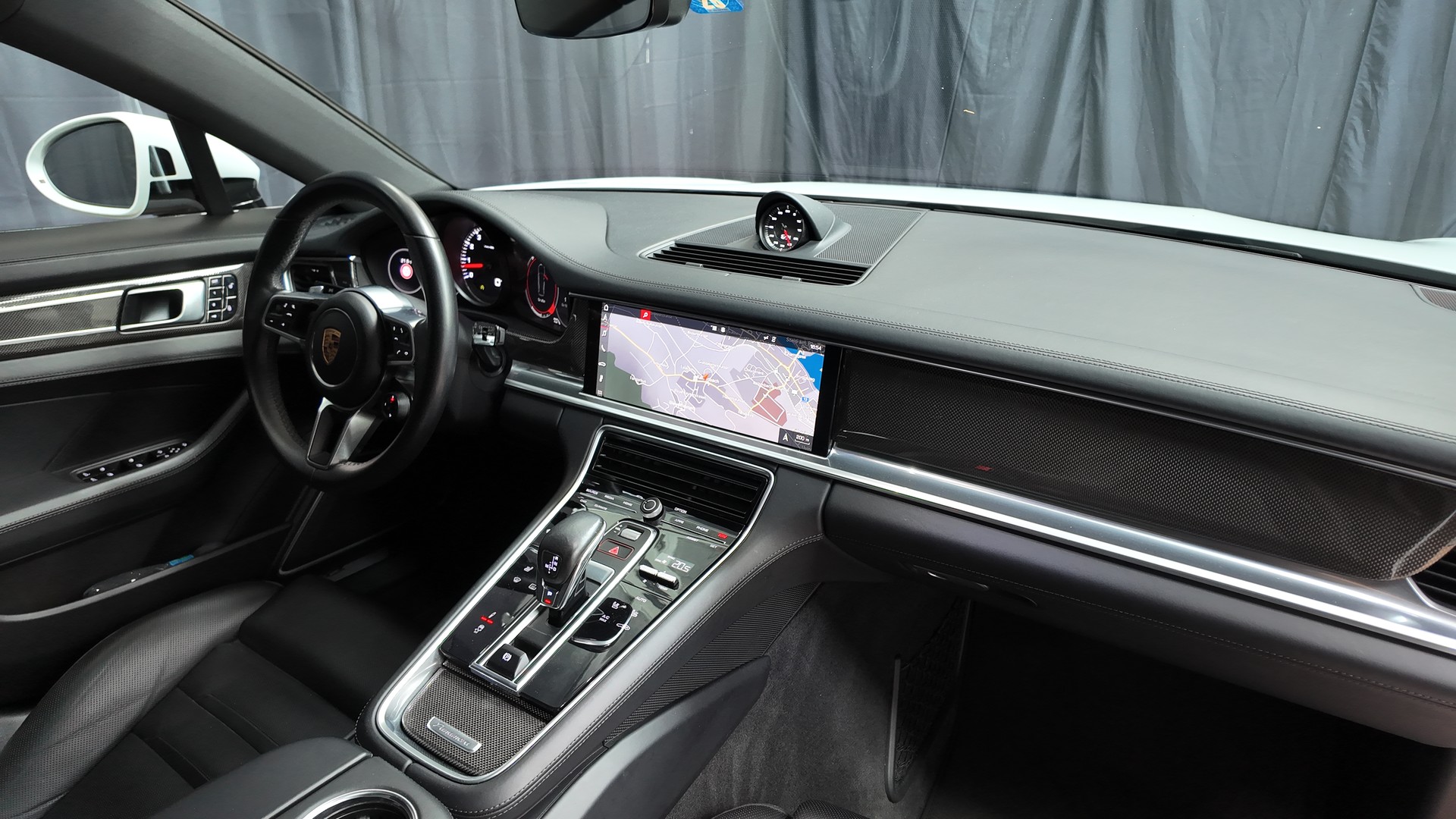 PORSCHE Panamera 4S Sport Turismo PDK Sport Chrono-image-6