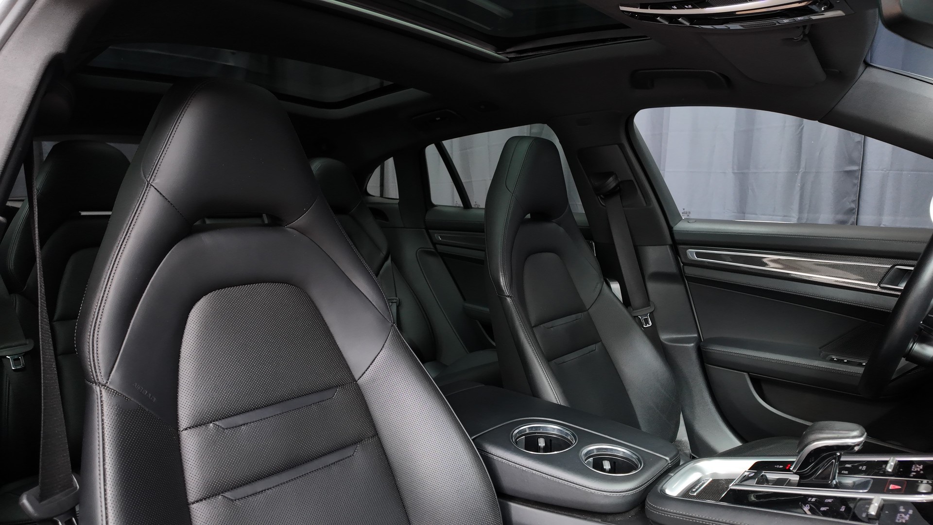 PORSCHE Panamera 4S Sport Turismo PDK Sport Chrono-image-5