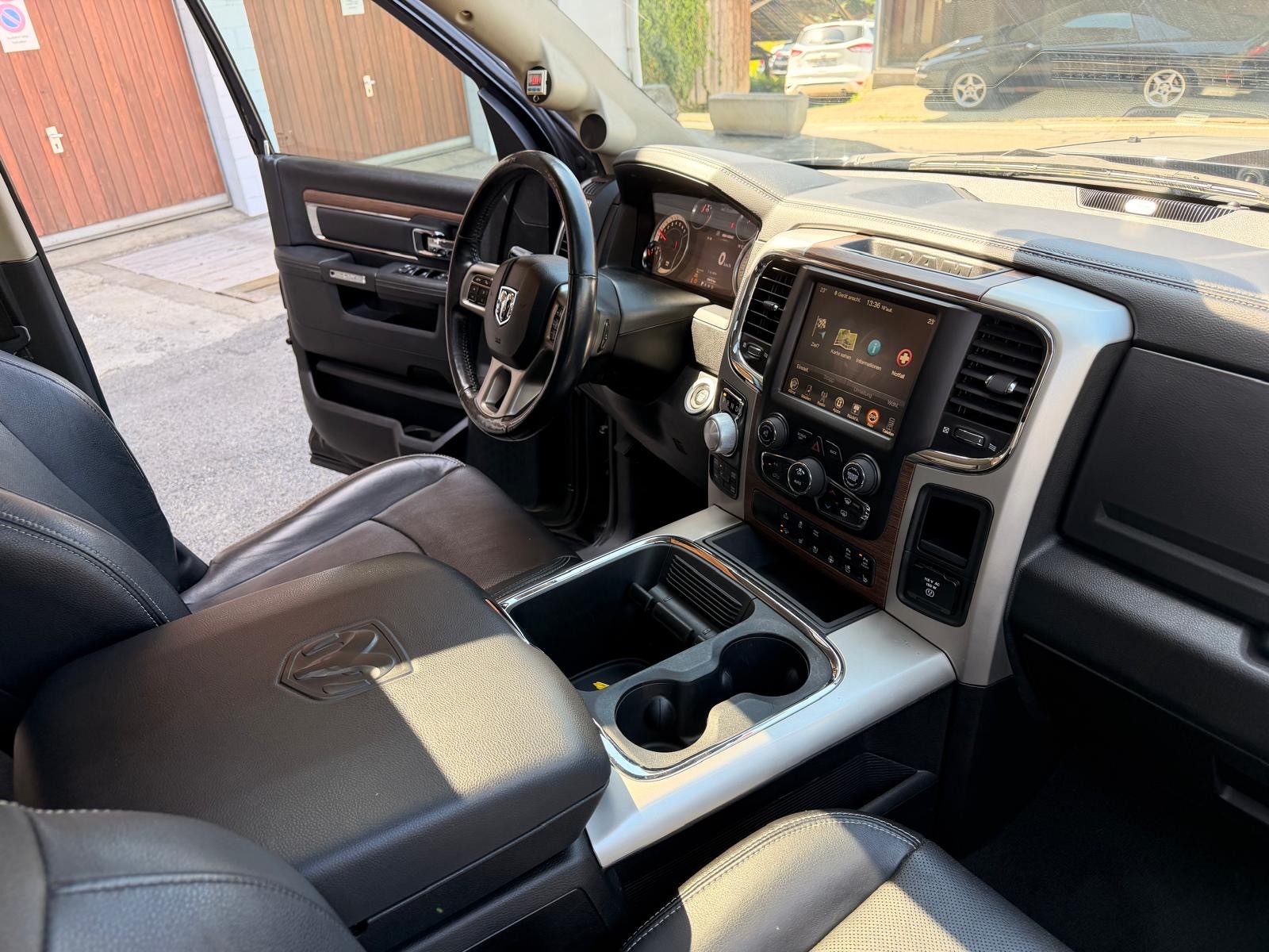 DODGE RAM 1500 Anhängelast: 6000kg-image-11