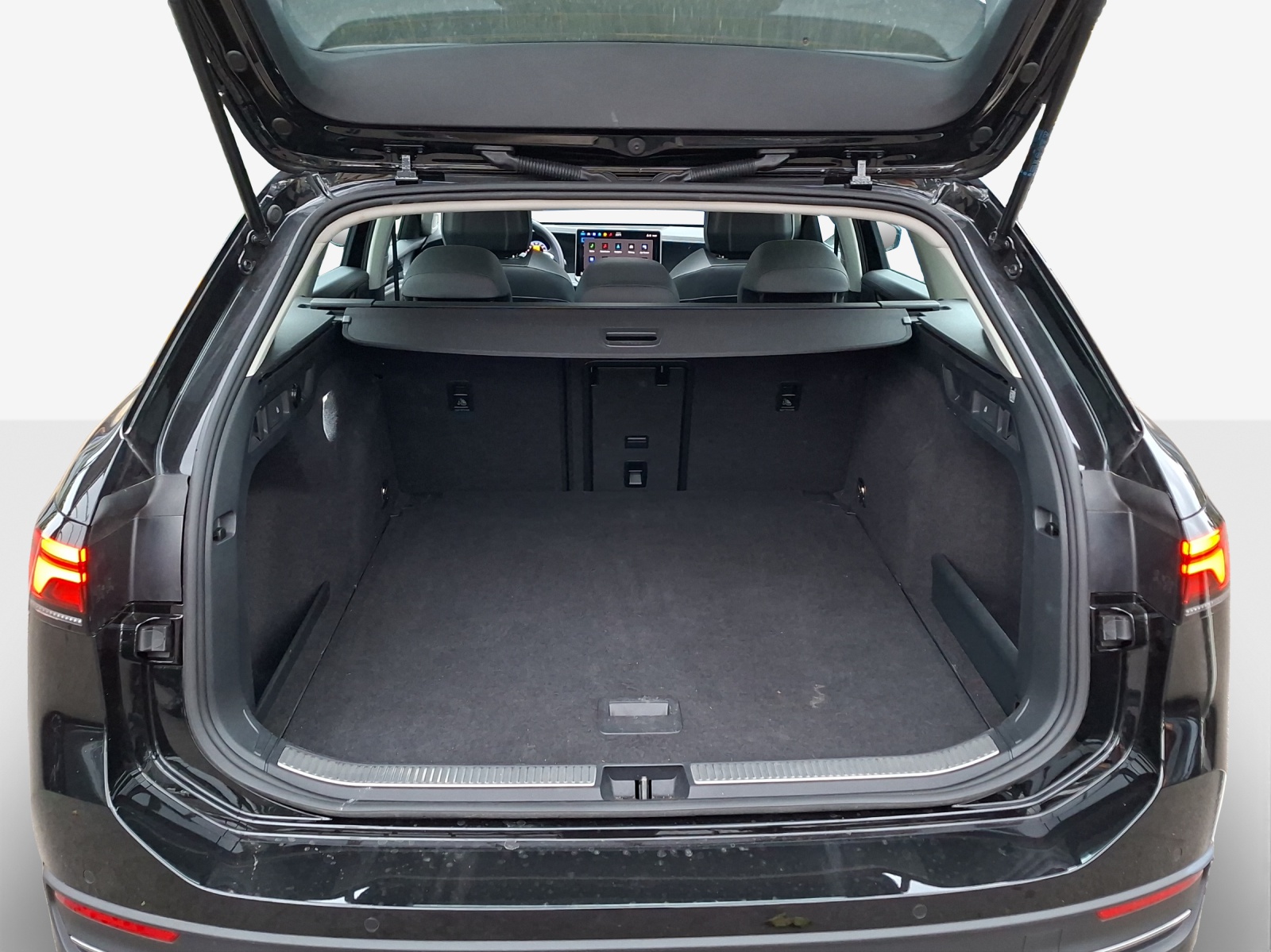 VW Passat Variant 2.0 TDI evo Business DSG-image-12