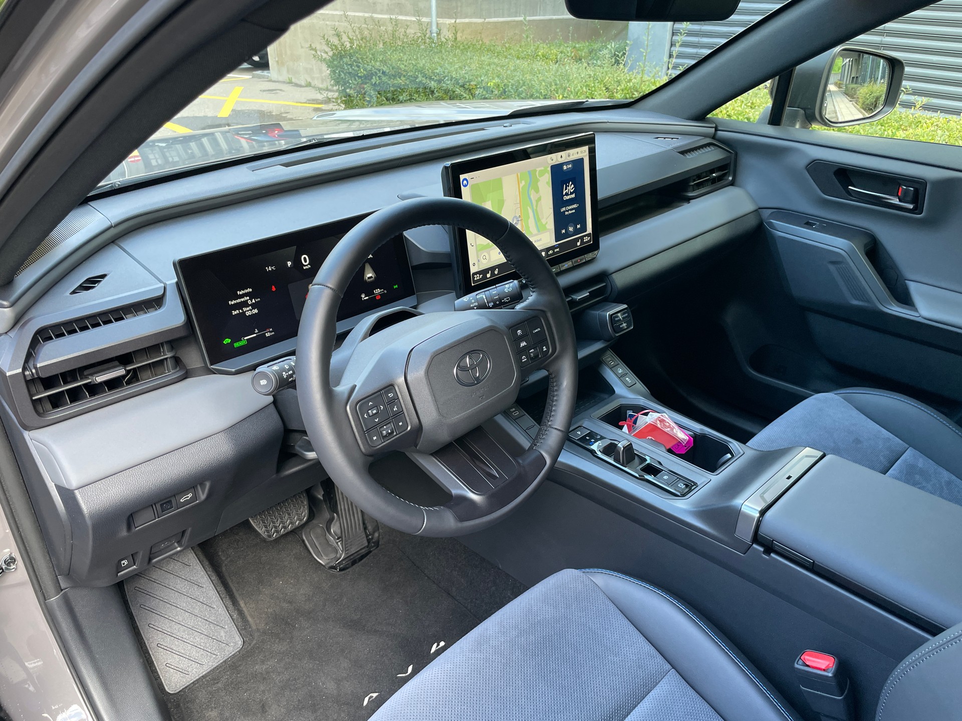 TOYOTA RAV-4 2.5 HSD Style e-CVT 4WD-image-8