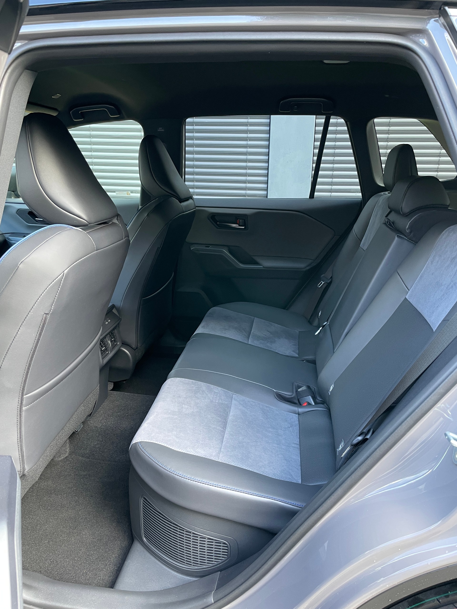 TOYOTA RAV-4 2.5 HSD Style e-CVT 4WD-image-13