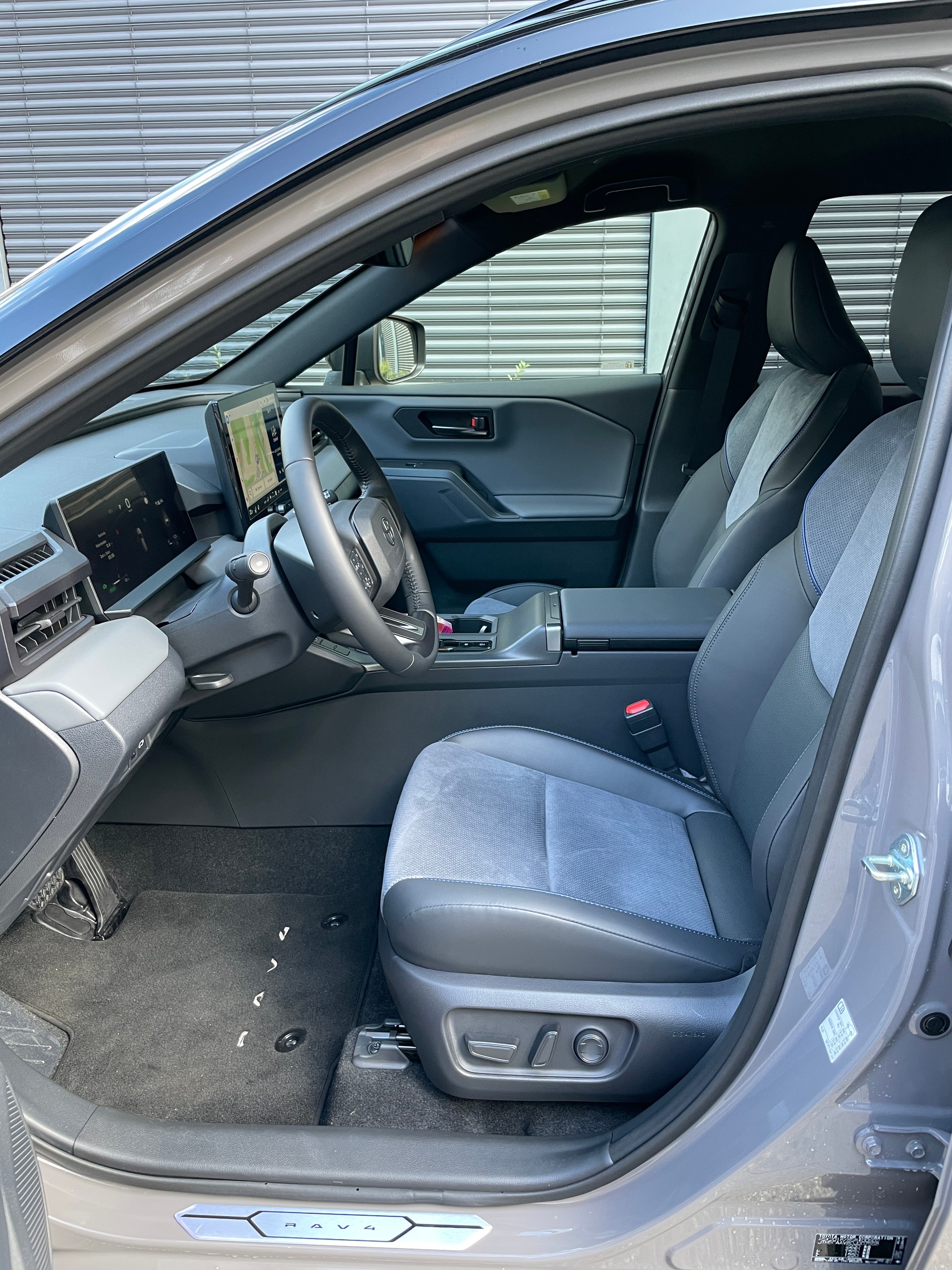TOYOTA RAV-4 2.5 HSD Style e-CVT 4WD-image-10