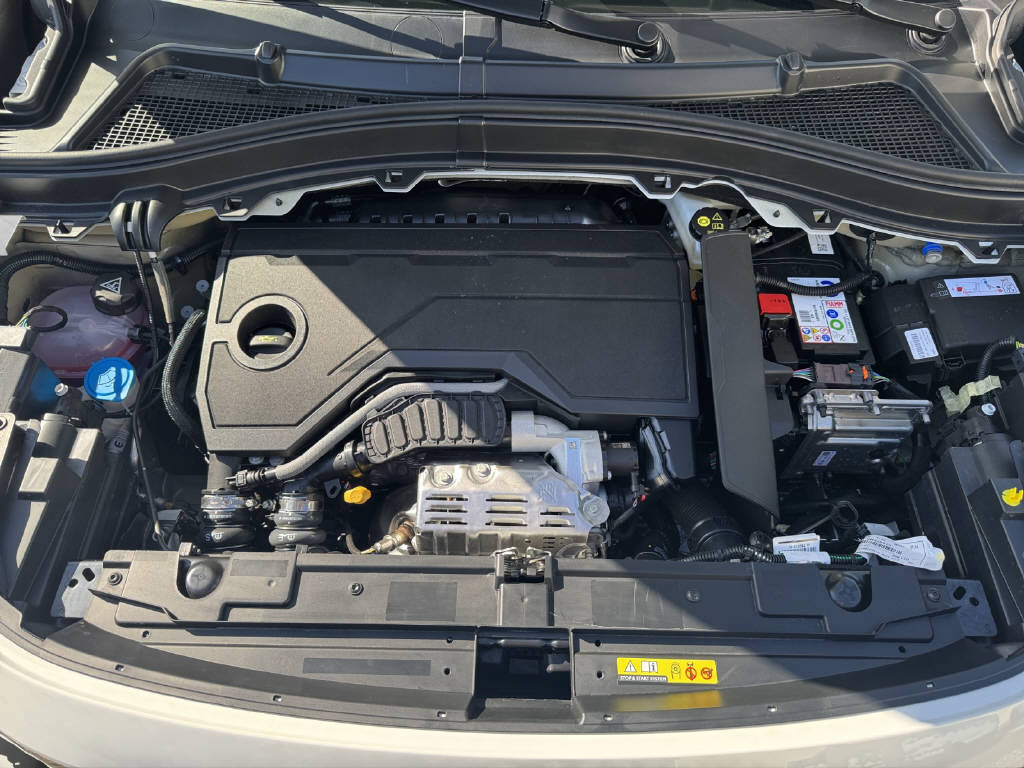 CITROEN C3 1.2 Hybrid Tonic+-image-9