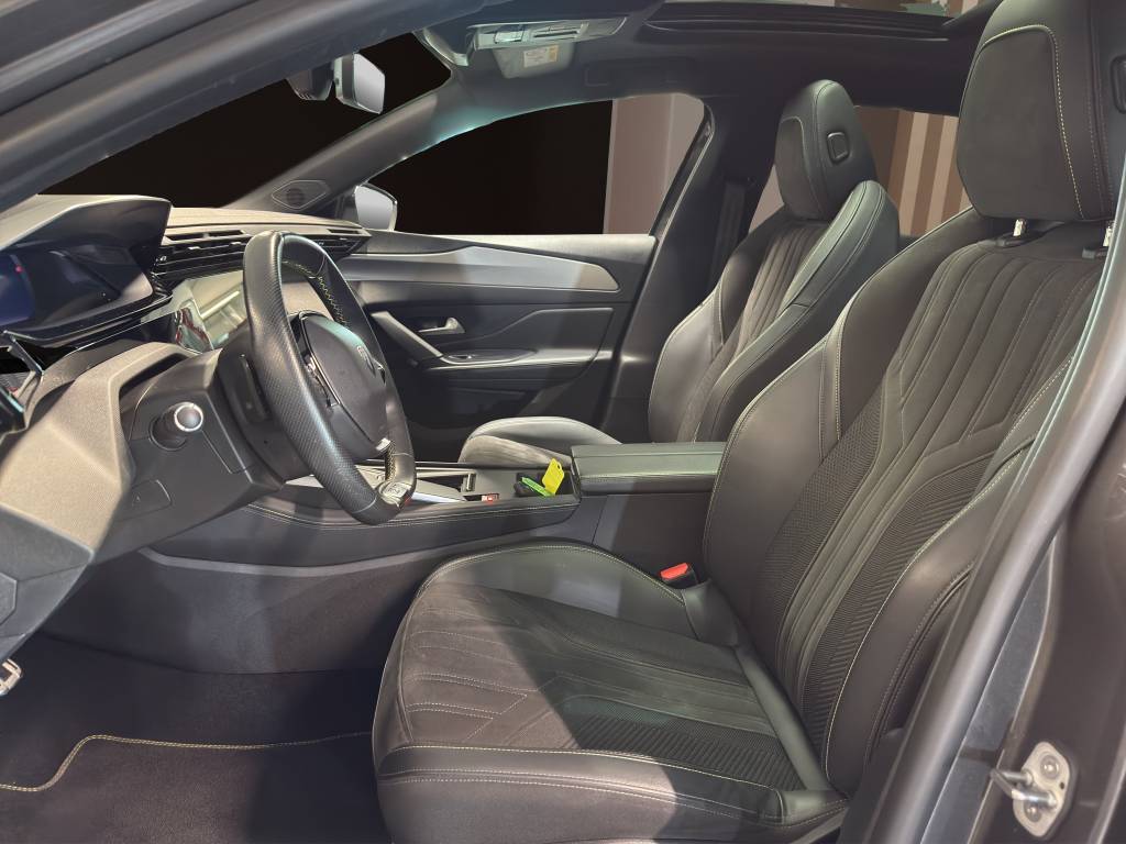 PEUGEOT 308 SW 1.2 Pure Tech GT EAT8-image-5
