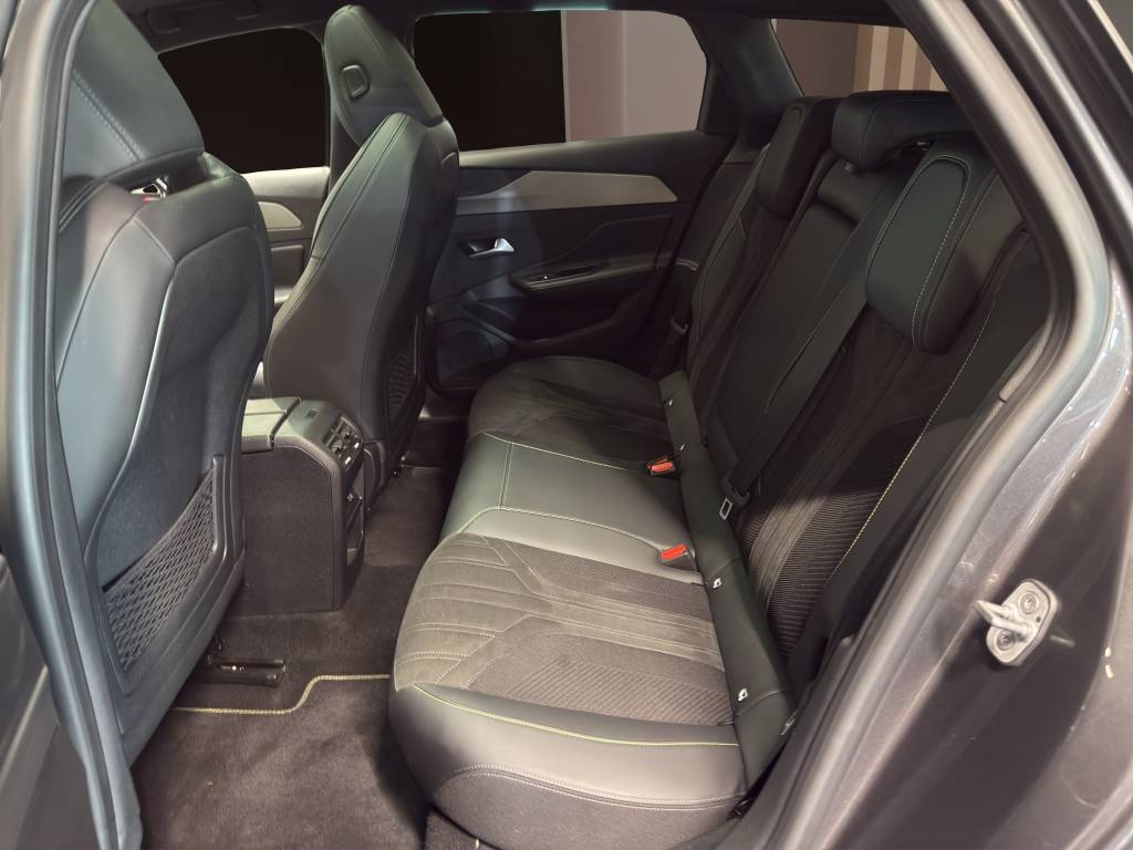 PEUGEOT 308 SW 1.2 Pure Tech GT EAT8-image-7