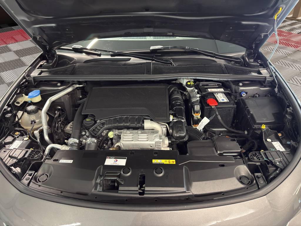 PEUGEOT 308 SW 1.2 Pure Tech GT EAT8-image-9