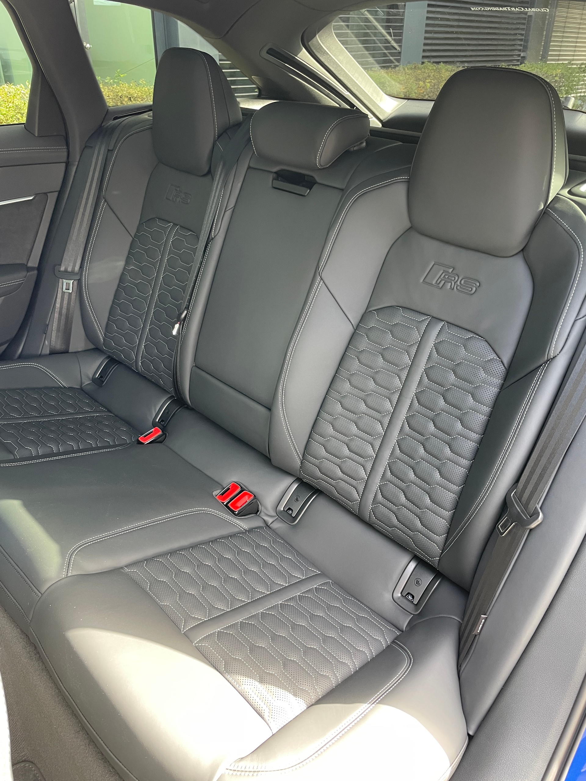 AUDI RS6 Avant 4.0 TFSI V8 quattro-image-14