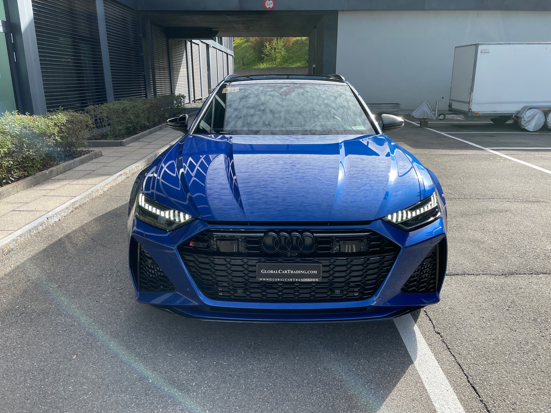 AUDI RS6 Avant 4.0 TFSI V8 quattro-image-1