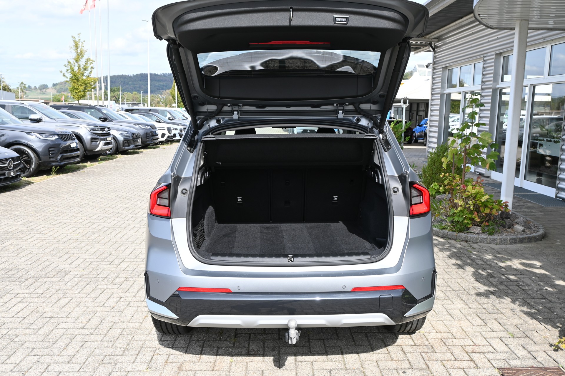 BMW X1 xDrive 23d 48V xLine 4X4 + AHK 2000kg-image-6