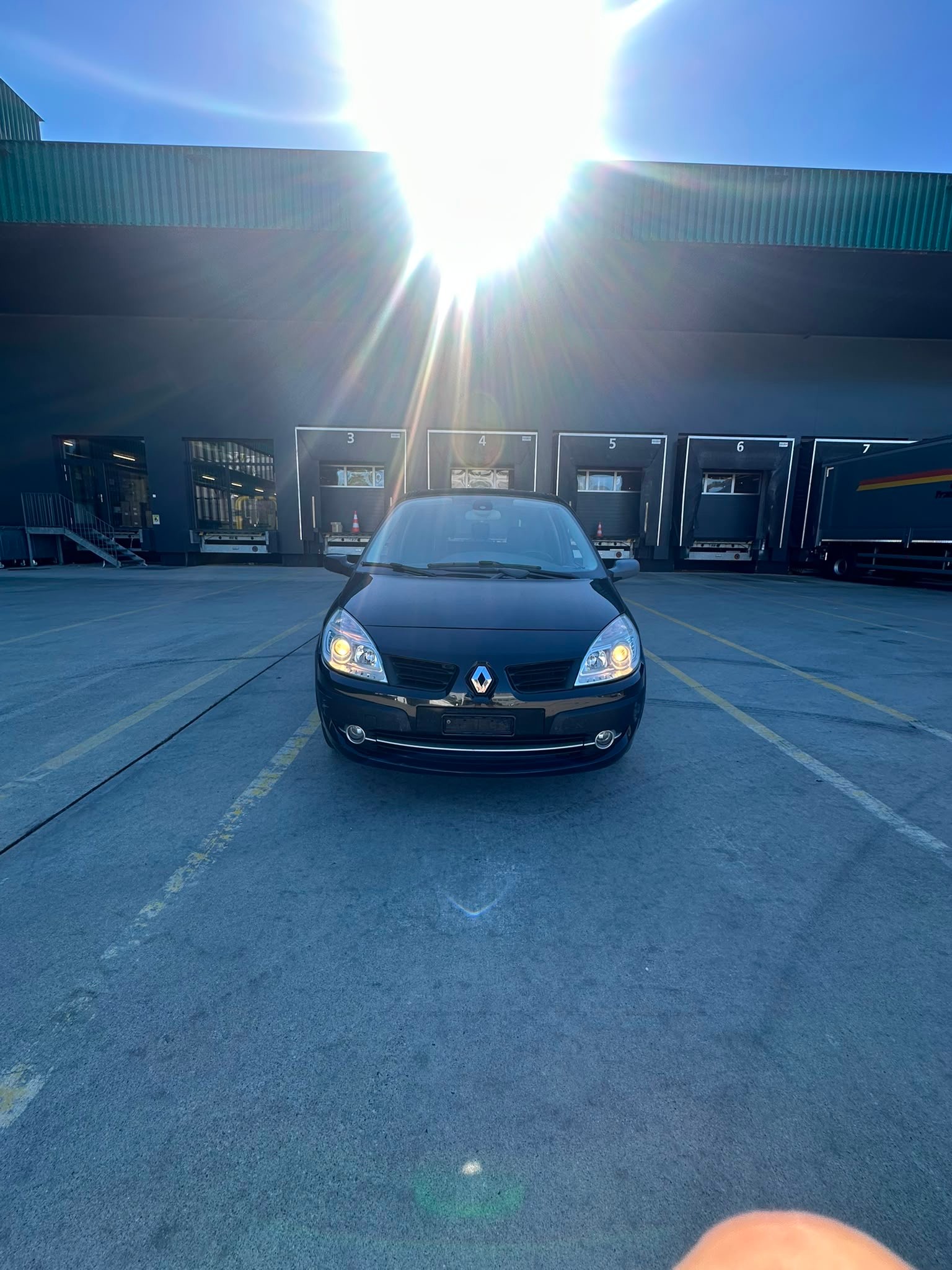 Car photo
