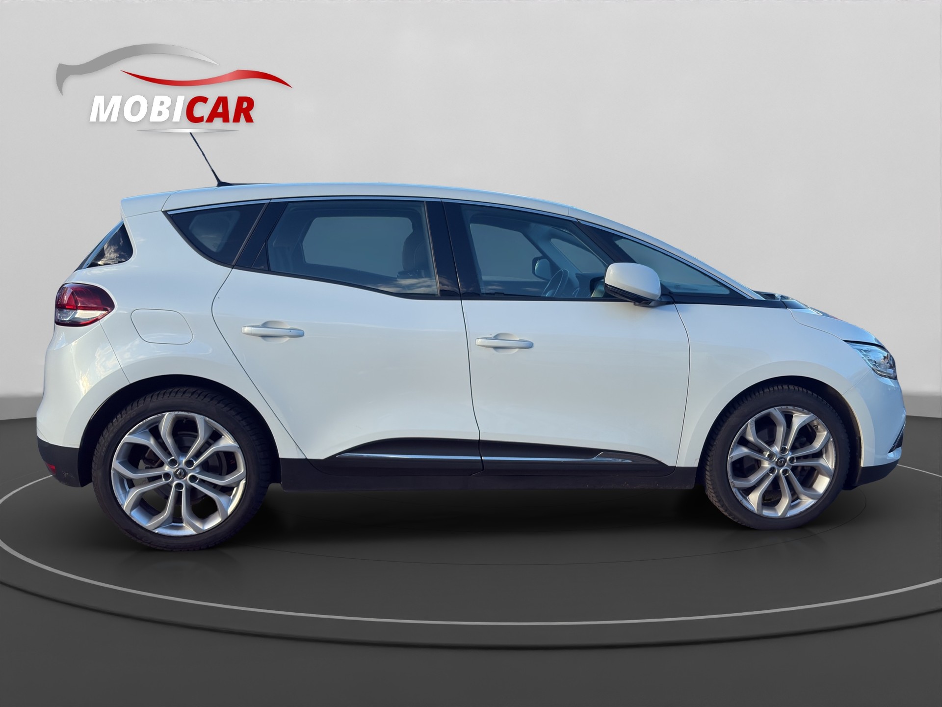 RENAULT Scénic 1.3 16V Turbo Intens EDC-image-6