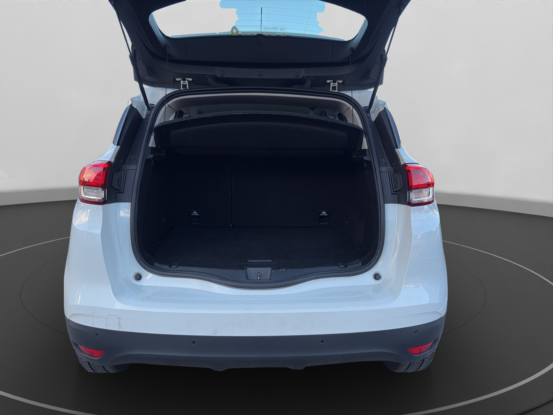 RENAULT Scénic 1.3 16V Turbo Intens EDC-image-12