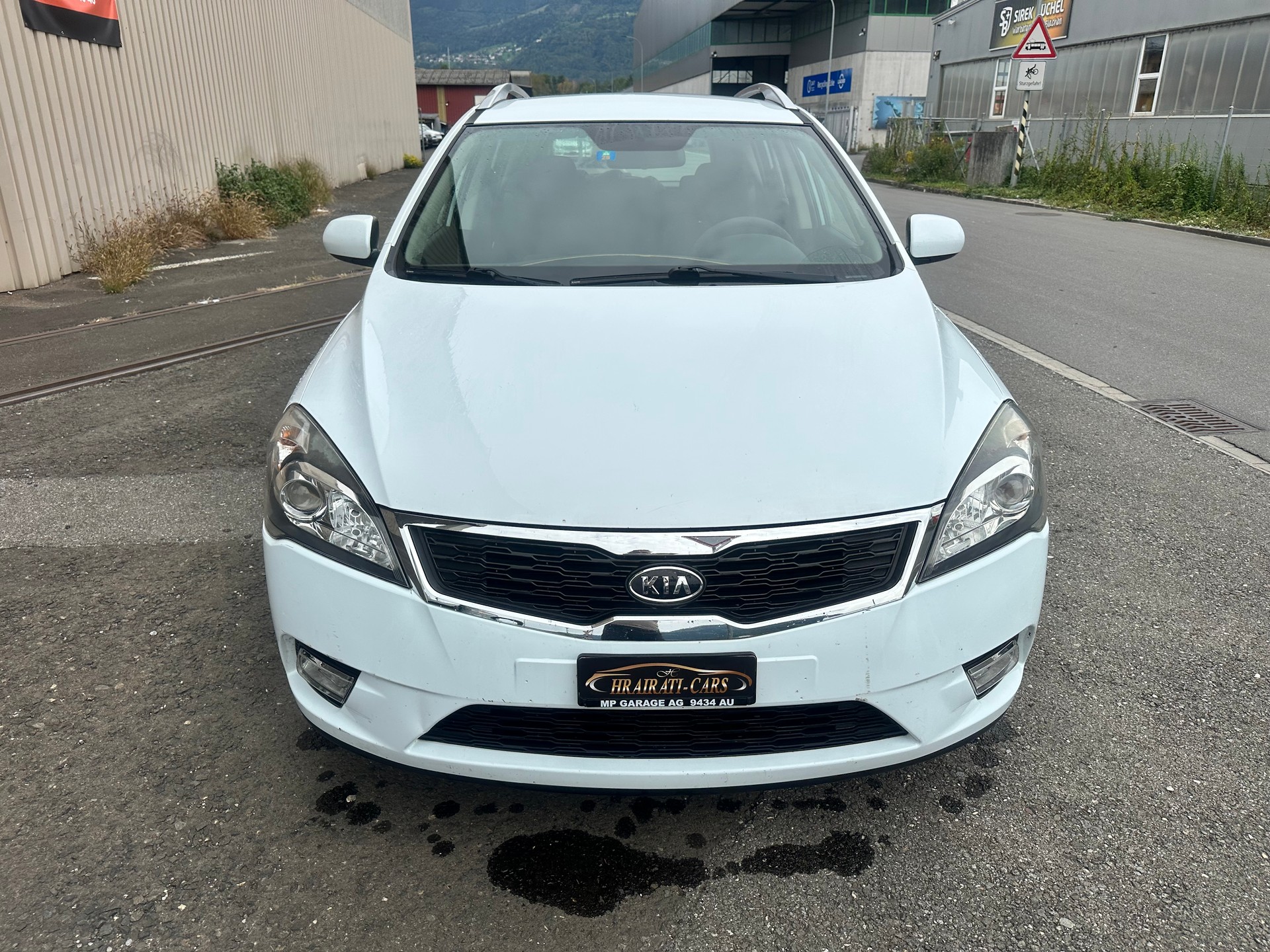 KIA Cee'd Sporty Wagon 1.4 16V Basic-image-0
