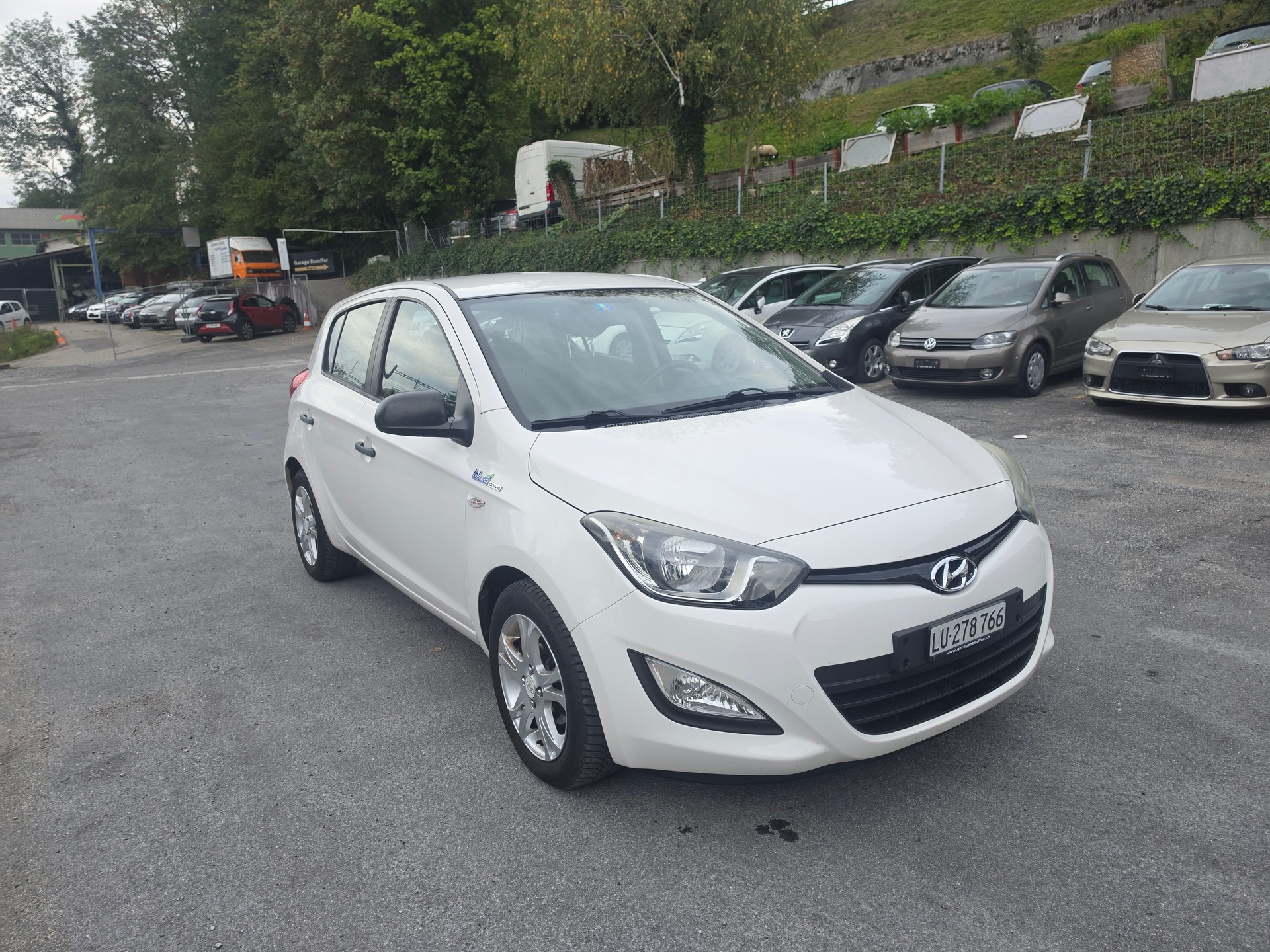 HYUNDAI i20 1.2 Comfort-image-12