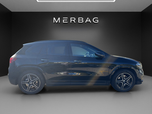MERCEDES-BENZ GLA 250 4Matic 8G-DCT-image-2