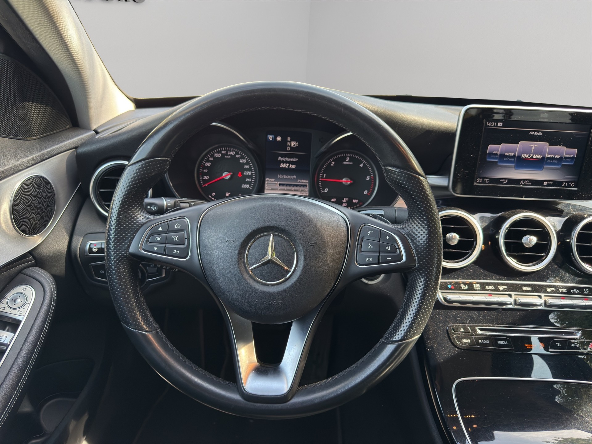 MERCEDES-BENZ C 250 BlueTEC 4Matic 7G-Tronic-image-9