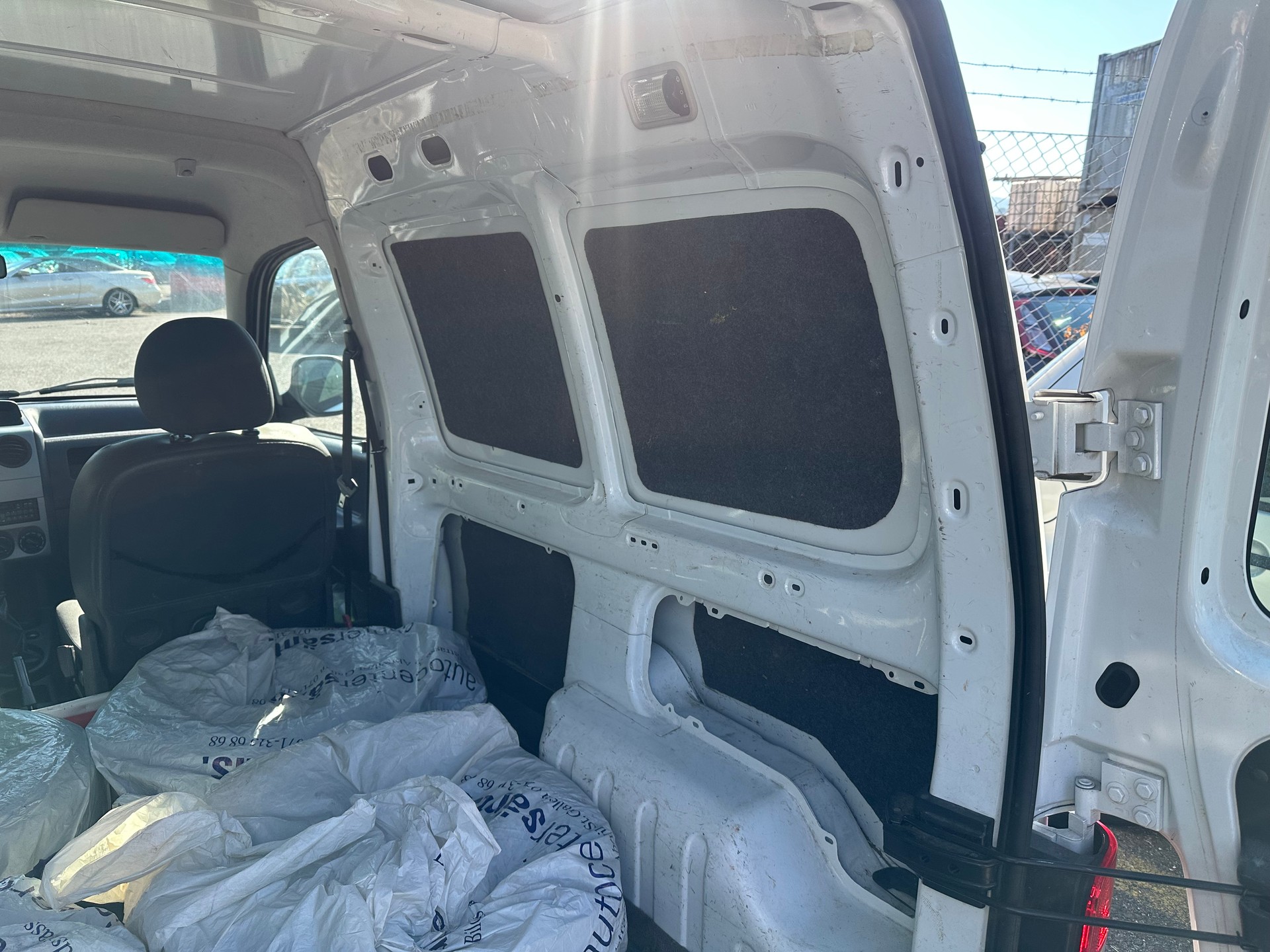 CITROEN Berlingo 1.4 600-image-8