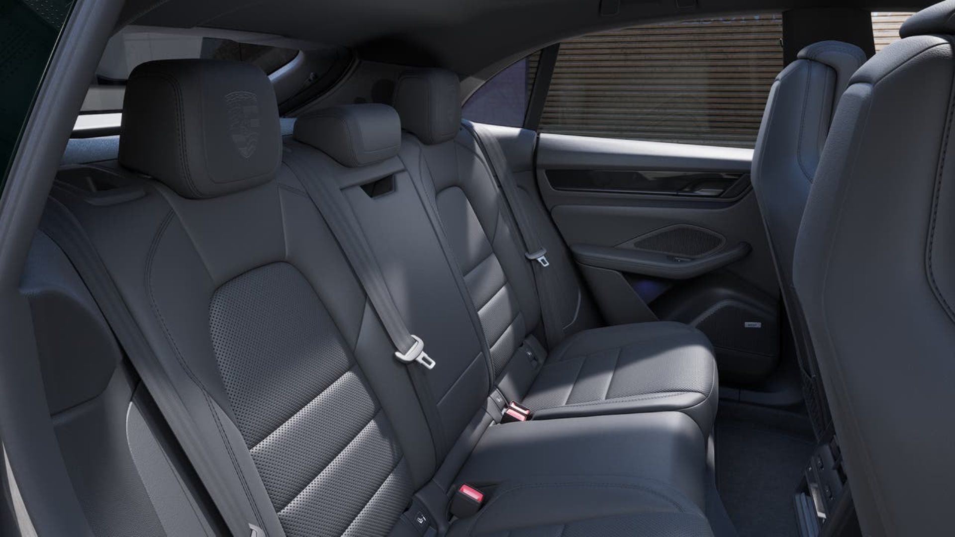 PORSCHE Macan 4-image-12