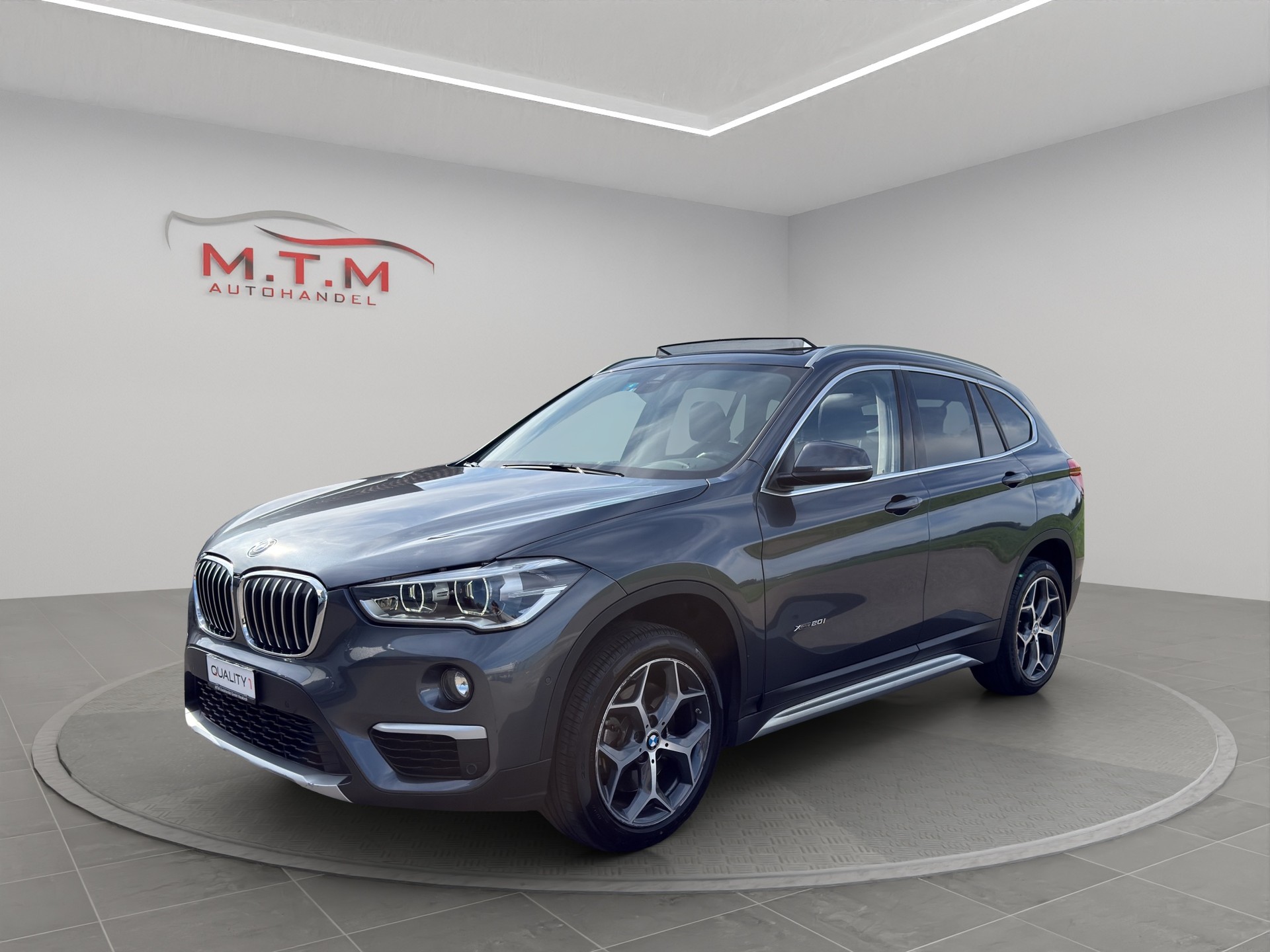 BMW X1 xDrive 20i xLine Steptronic-image-3