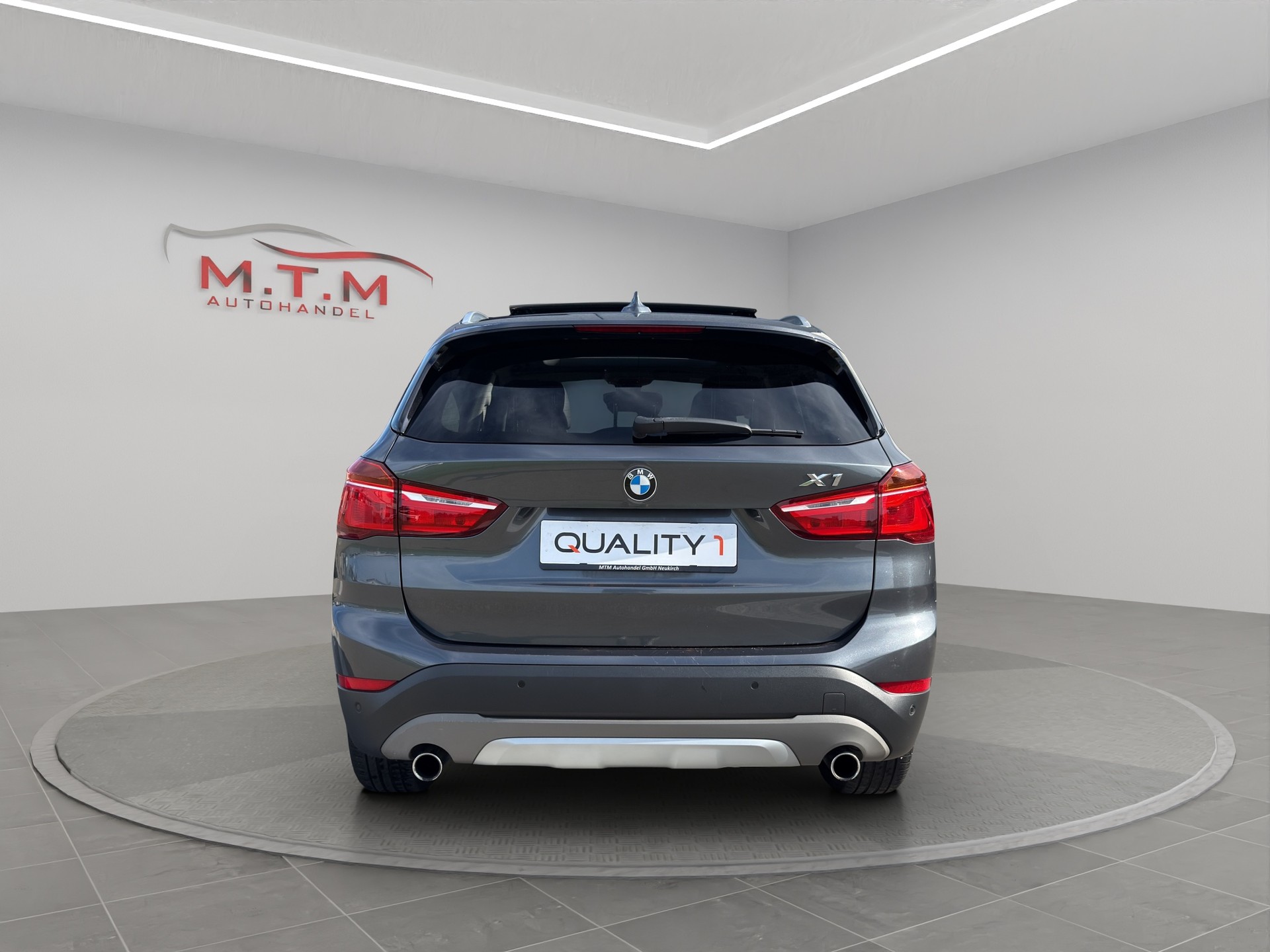 BMW X1 xDrive 20i xLine Steptronic-image-7